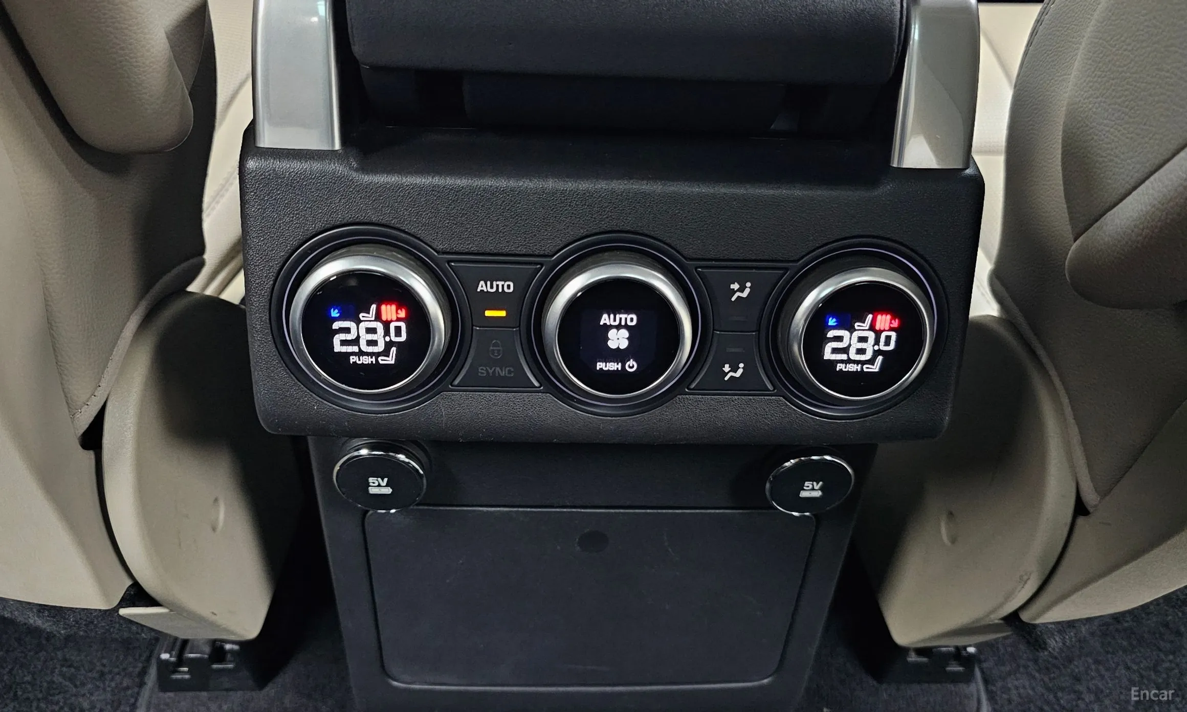 Land Rover Discovery 5 превью 18