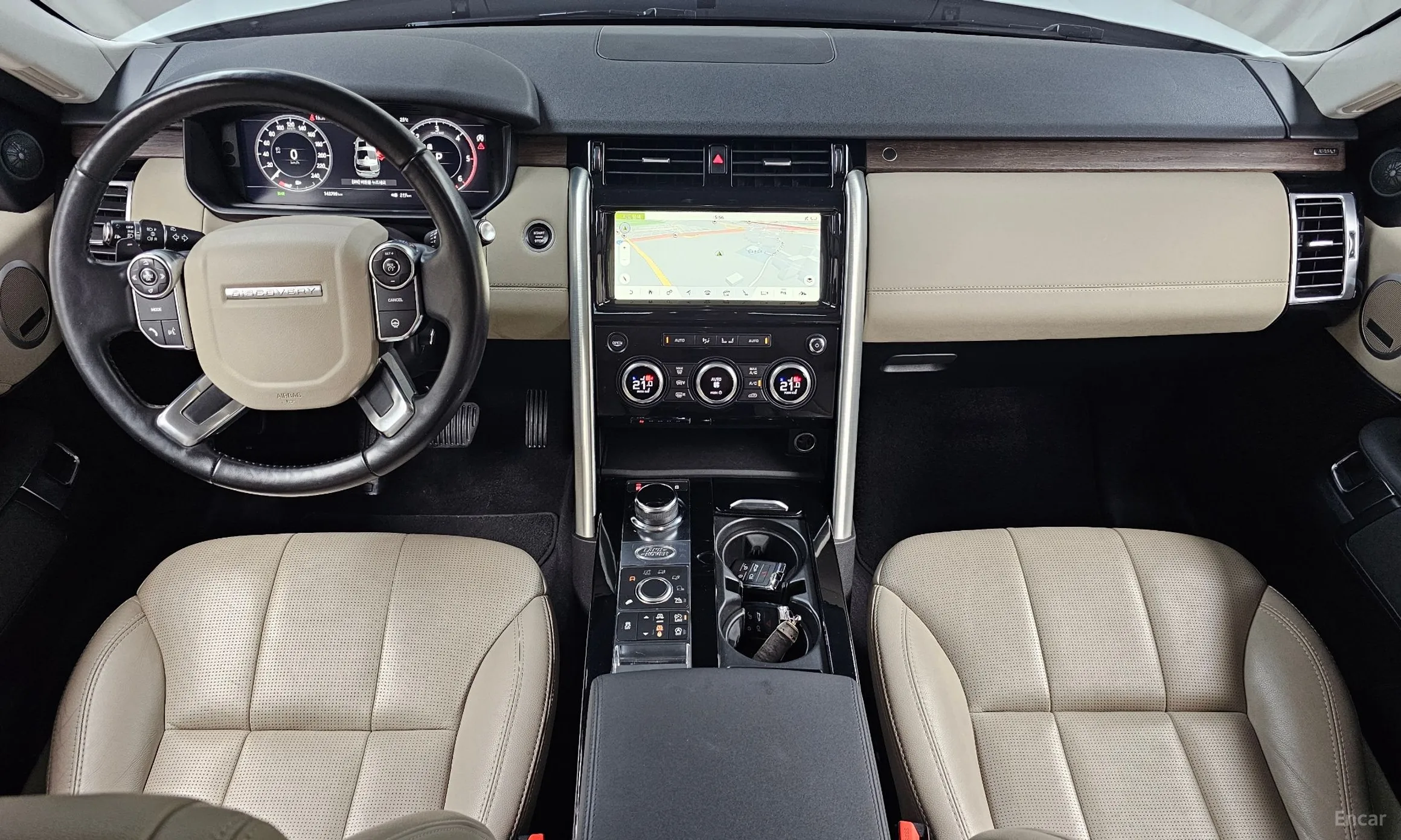 Land Rover Discovery 5 превью 7
