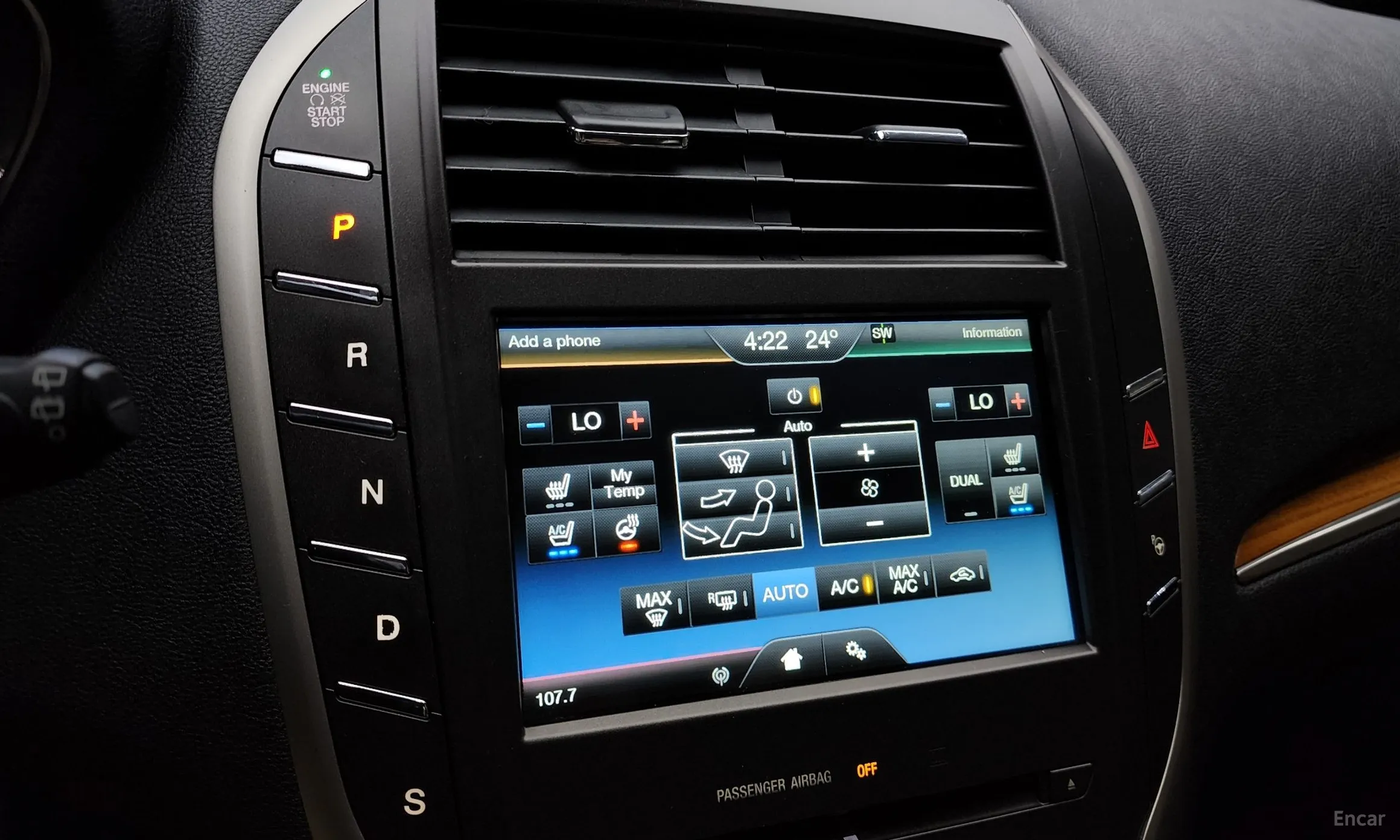 Lincoln MKC превью 16