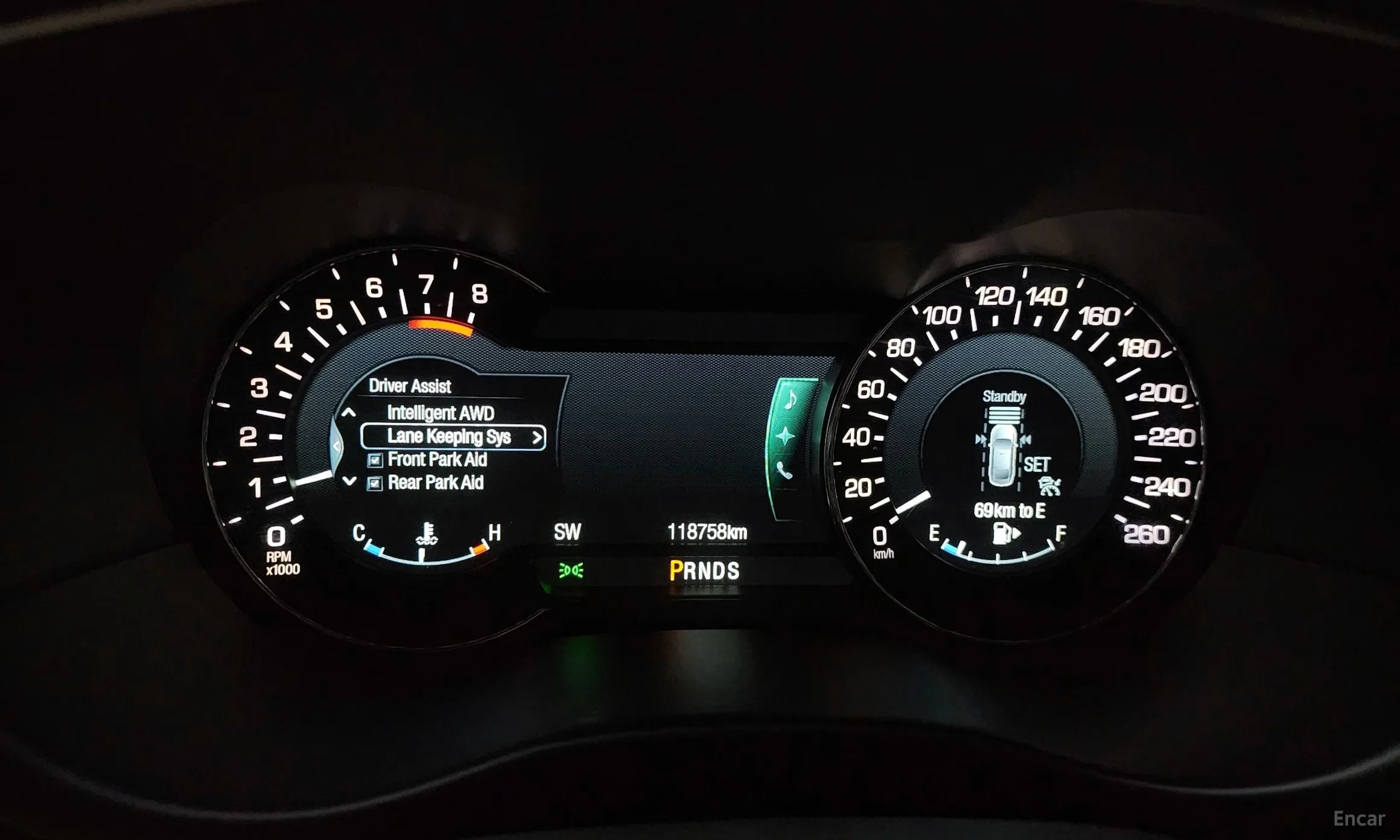 Lincoln MKC превью 8