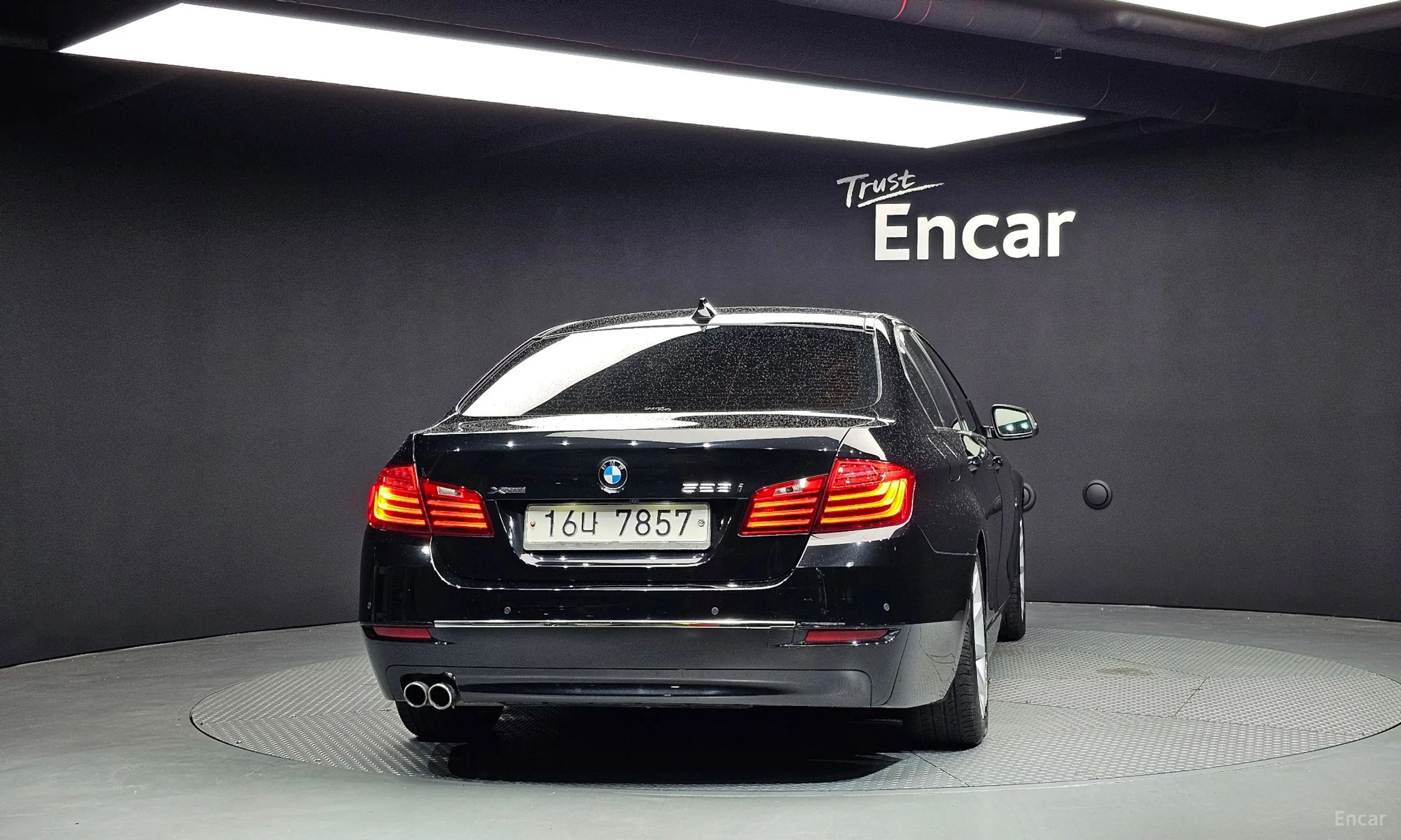 BMW 5 Series (F10) превью 4