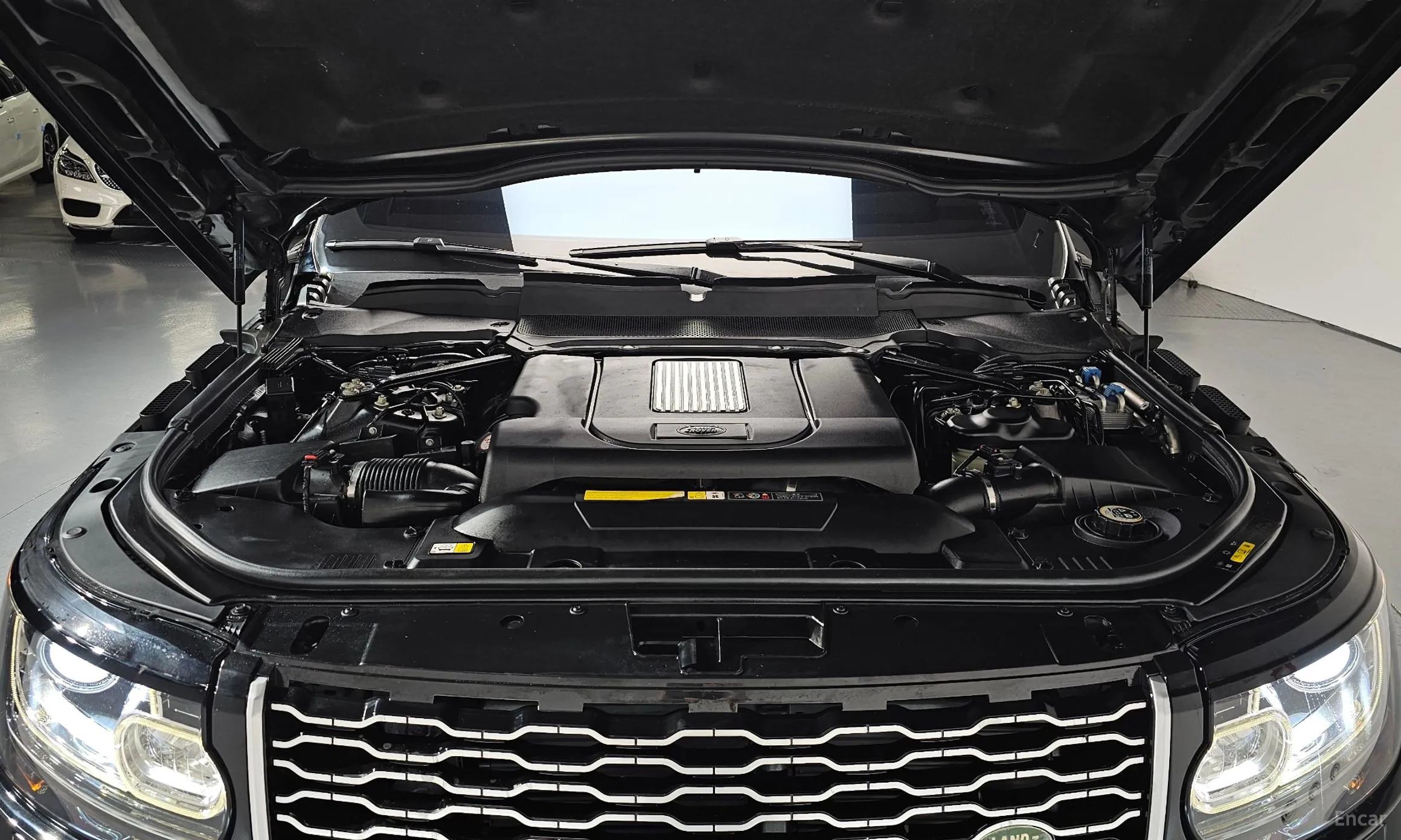 Land Rover Range Rover 4th Generation превью 6