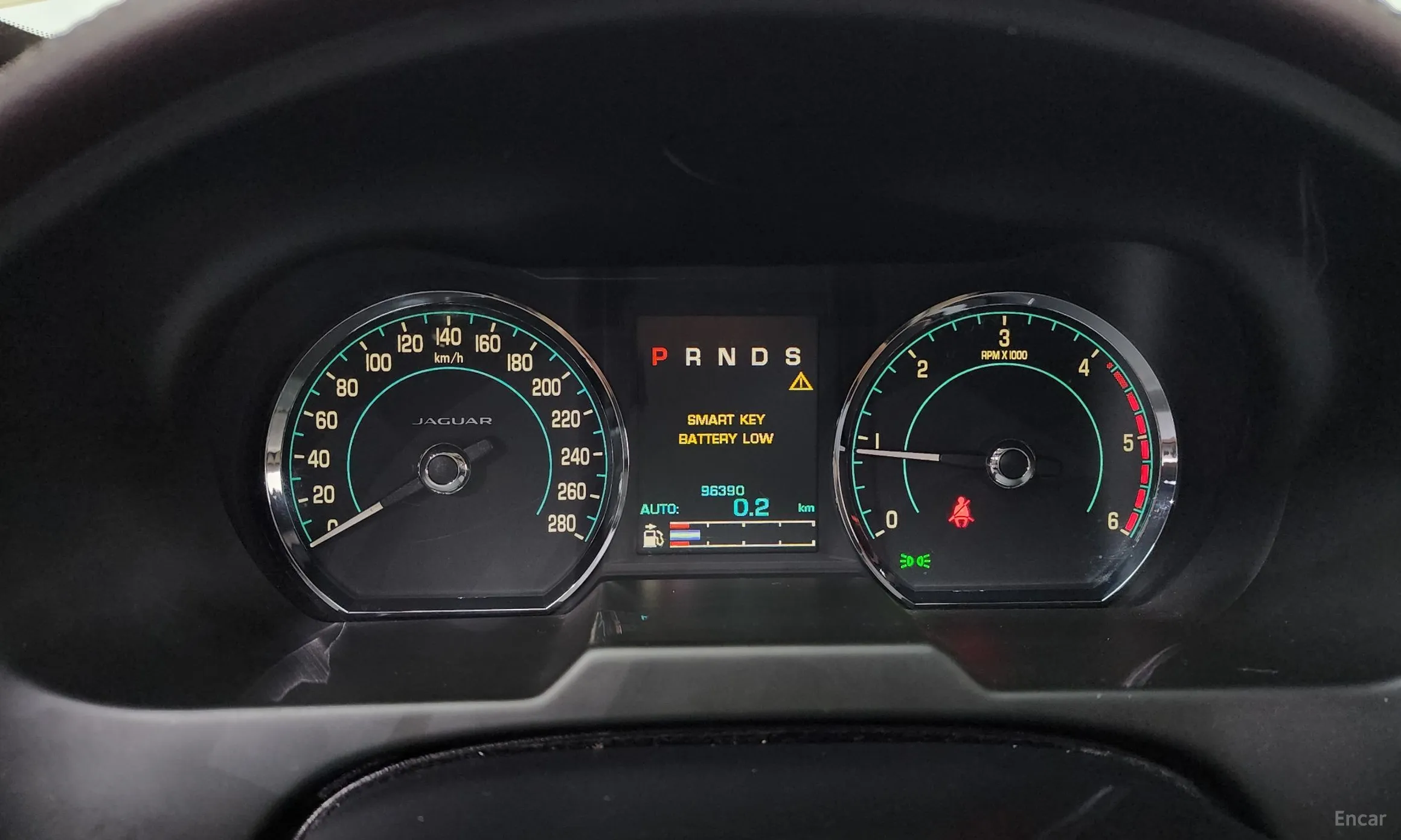 Jaguar New XF превью 8