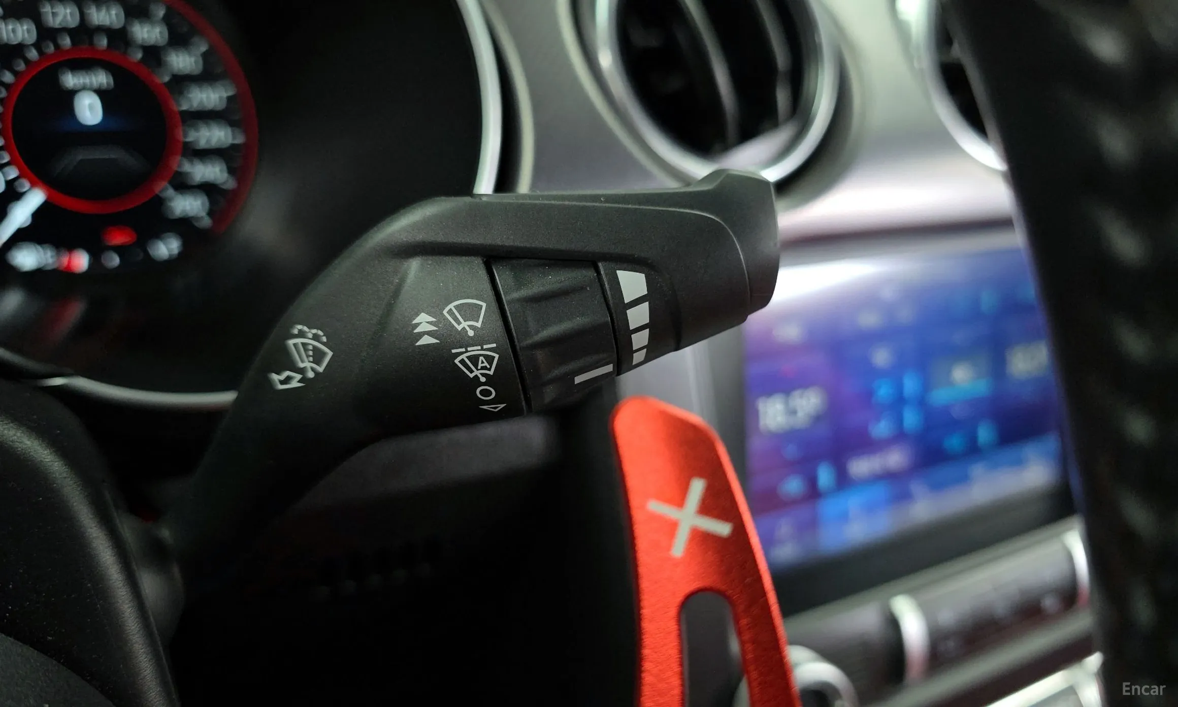 Ford Mustang превью 19