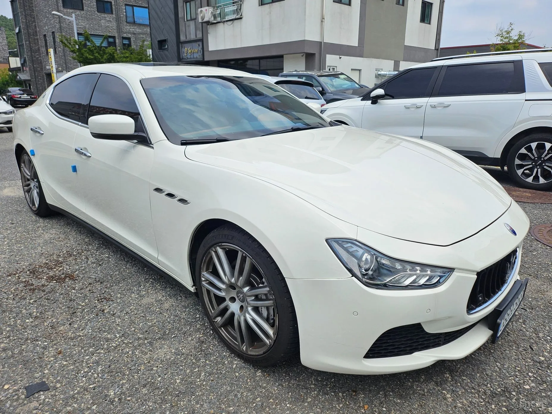 Maserati Ghibli превью 3