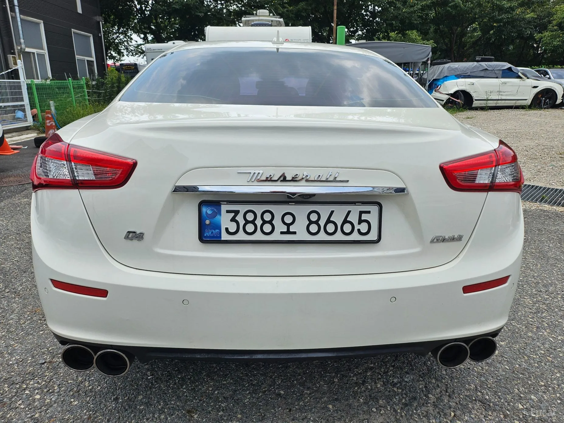 Maserati Ghibli превью 6