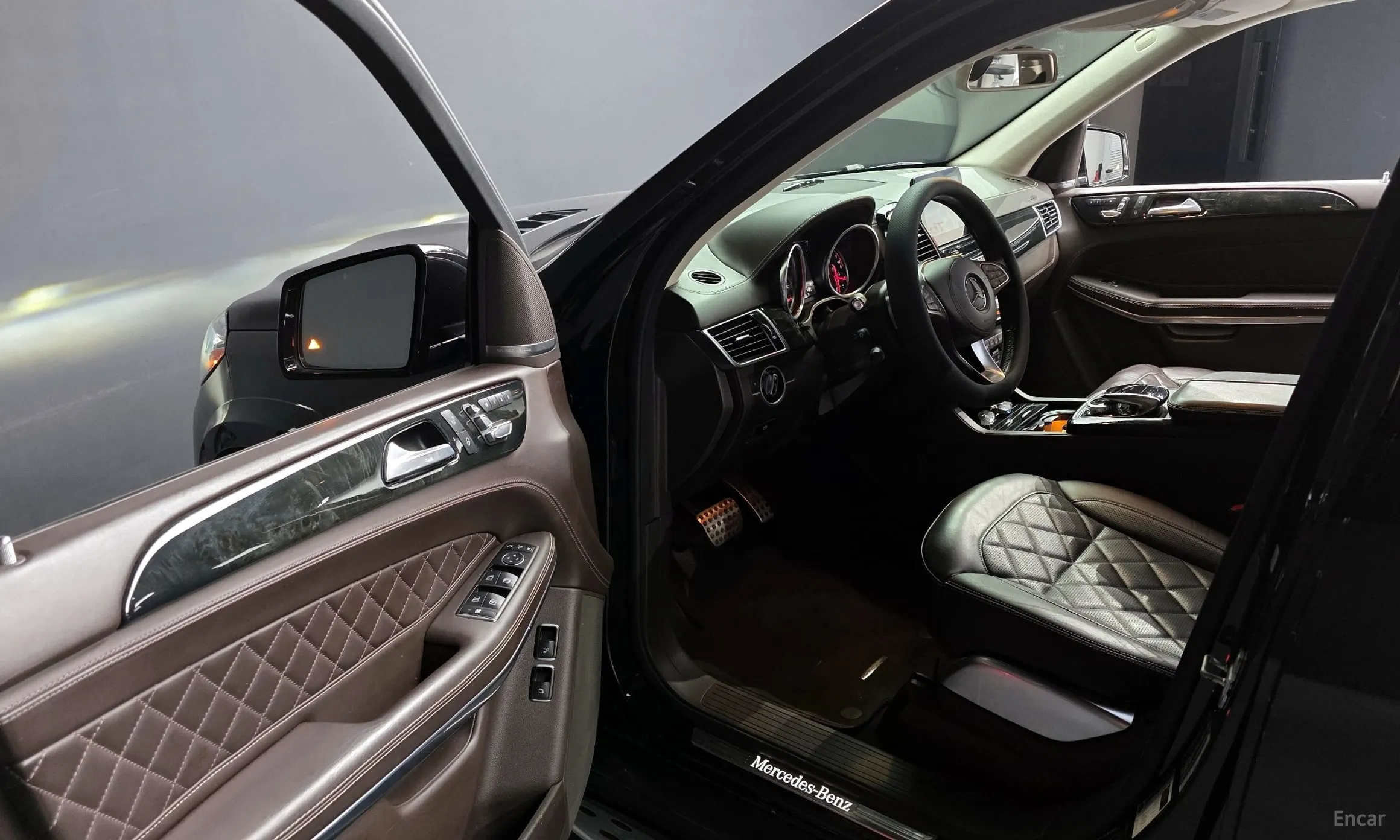 Mercedes Benz GLS-Class X166 превью 11