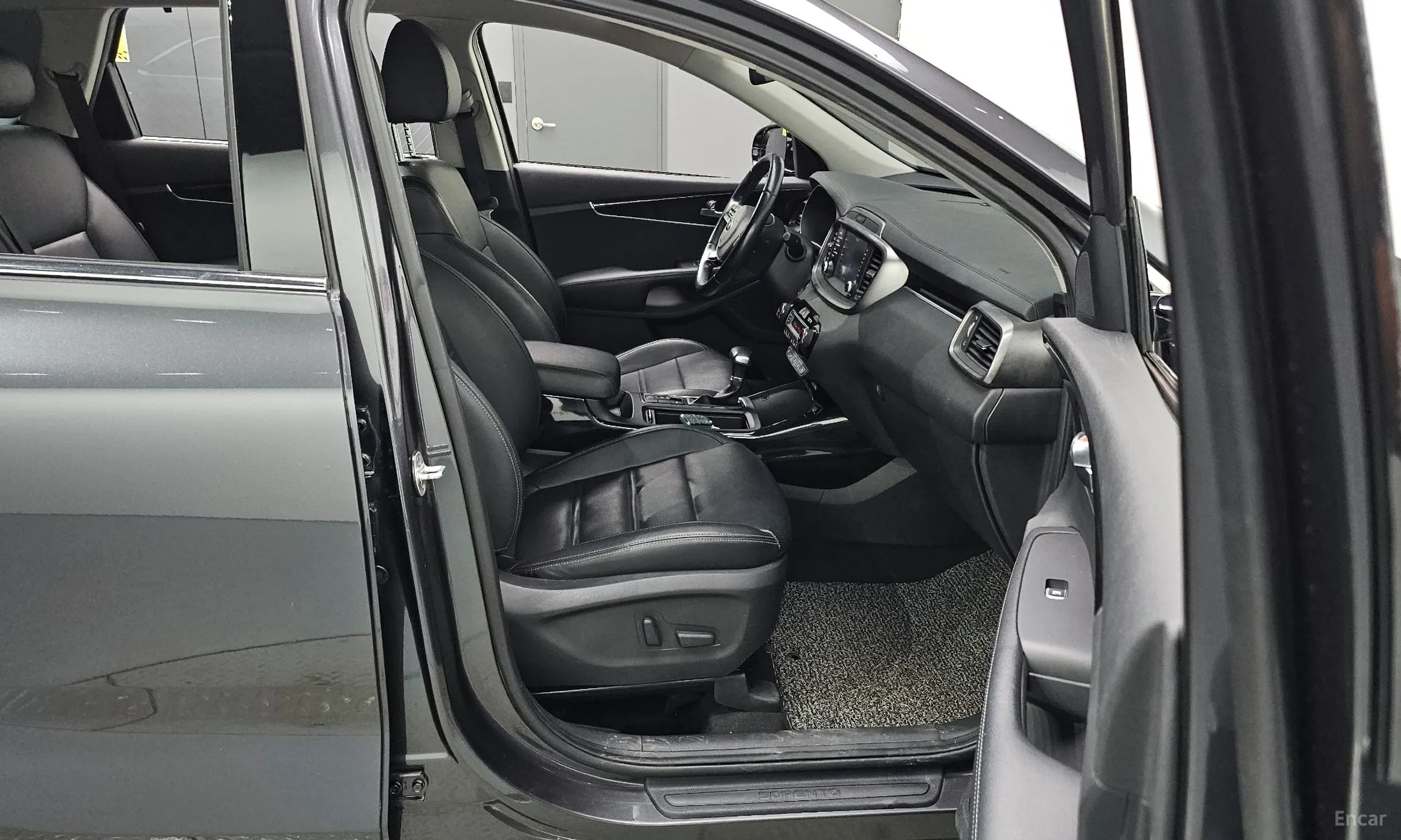 Kia Sorento превью 12