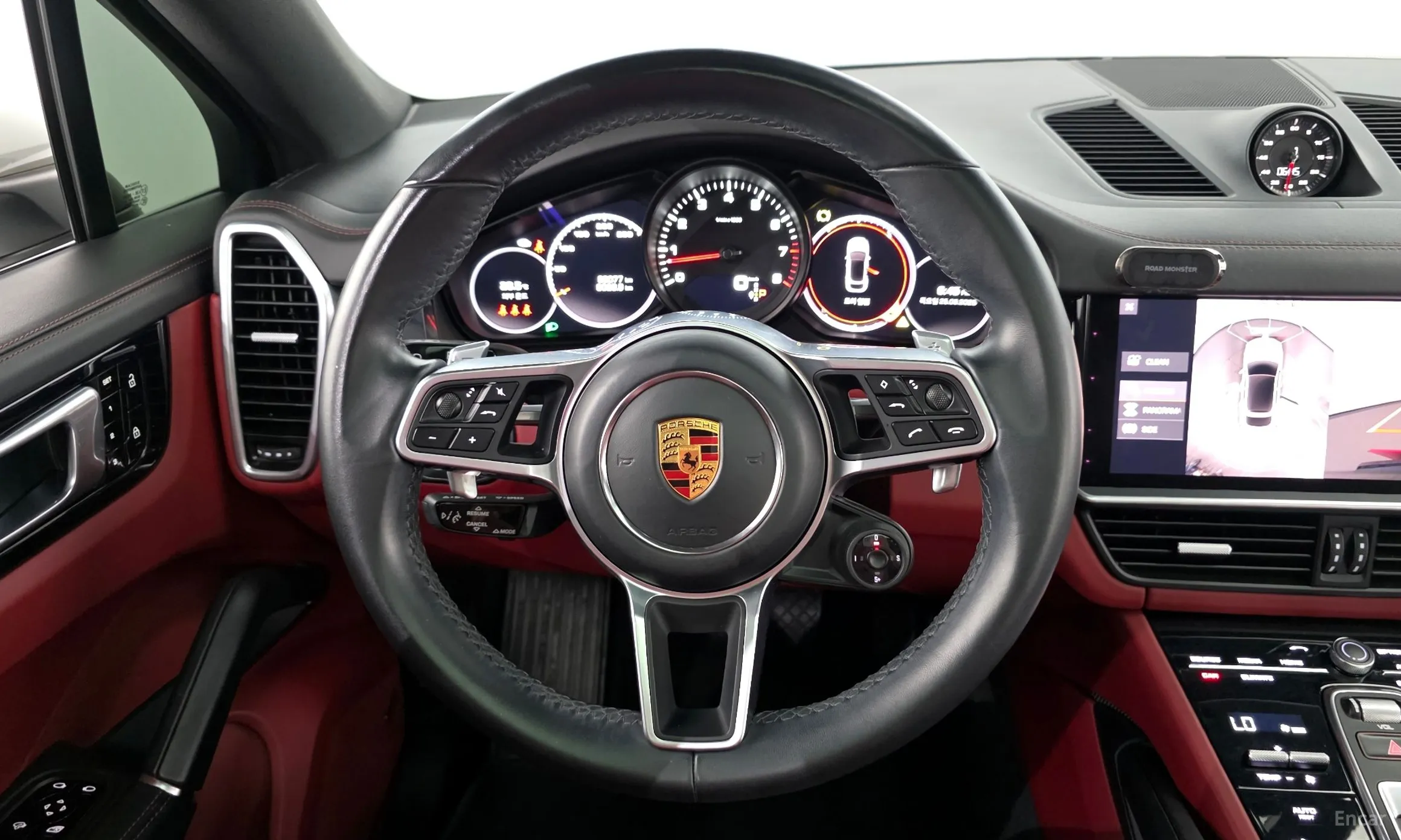 Porsche Cayenne (PO536) превью 14