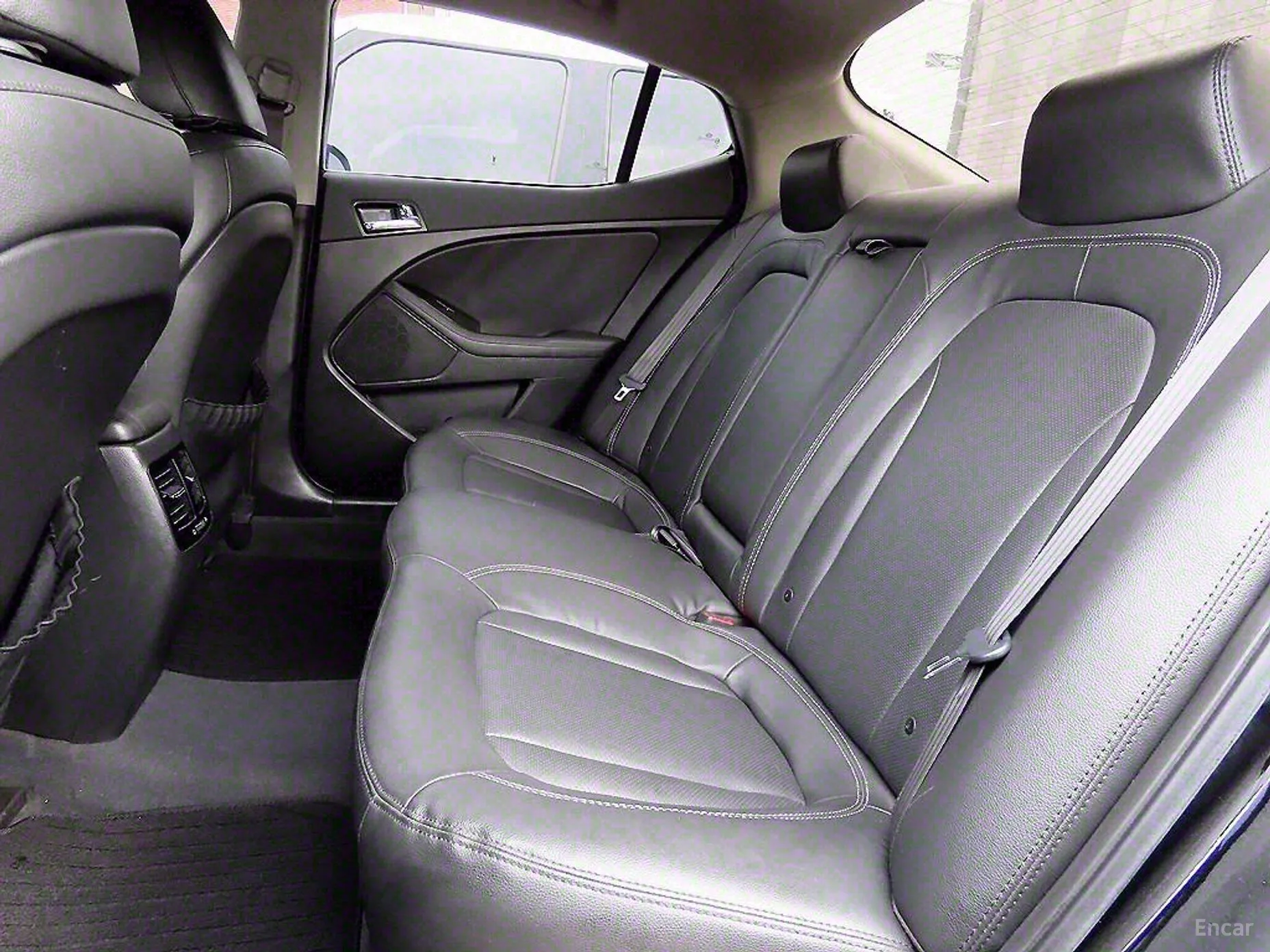 Kia K5 превью 6