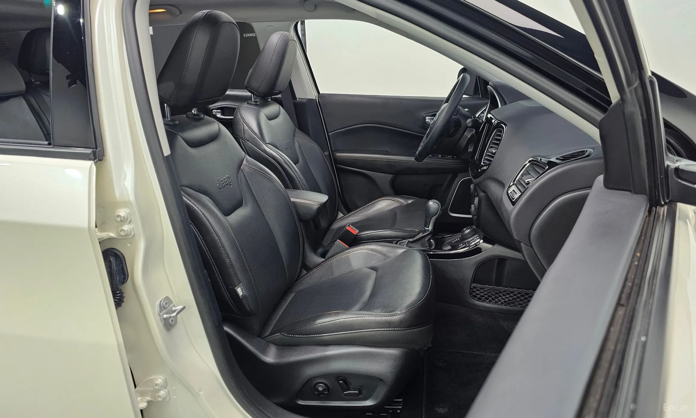Jeep Compass 2nd Generation превью 10