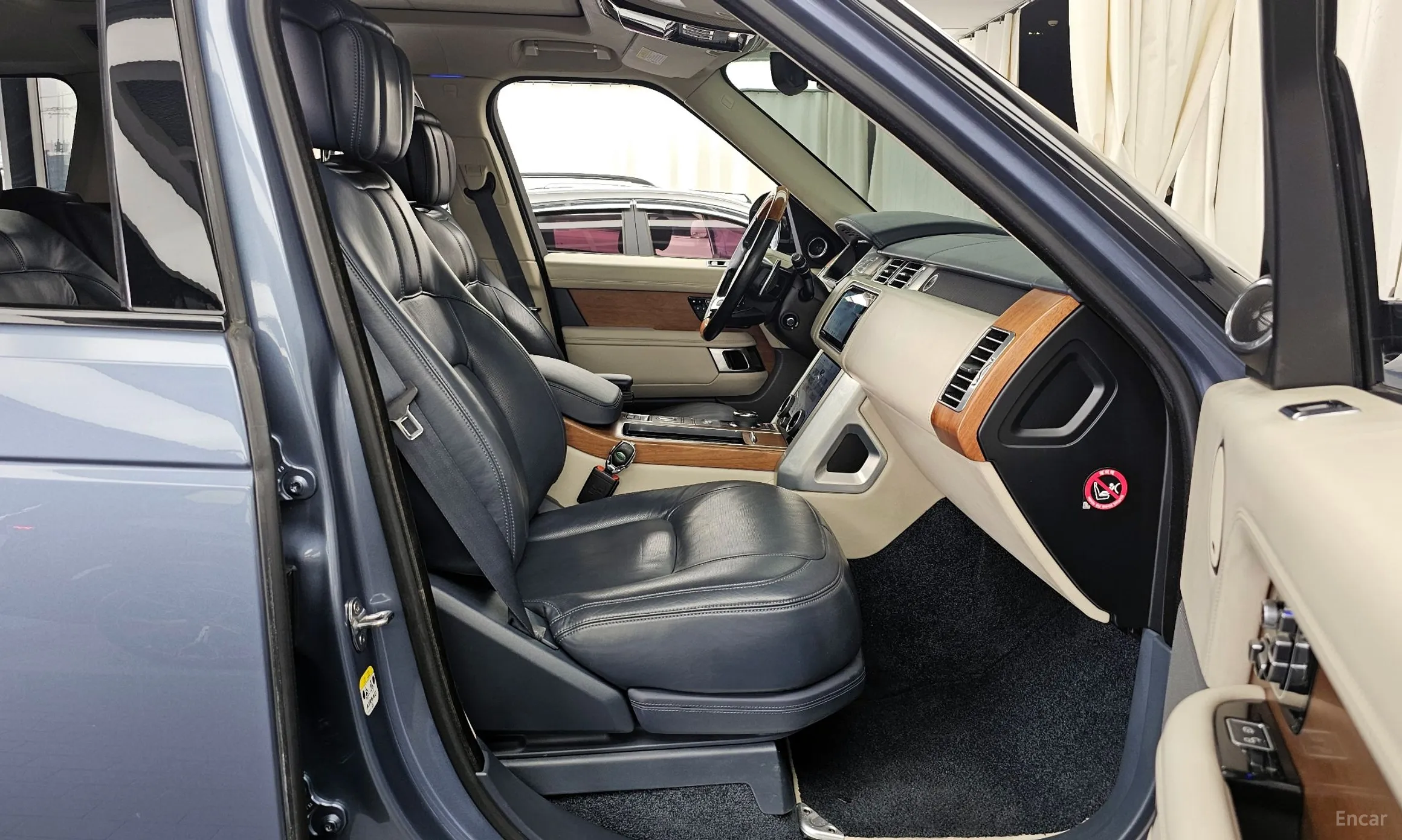 Land Rover Range Rover 4th Generation превью 11
