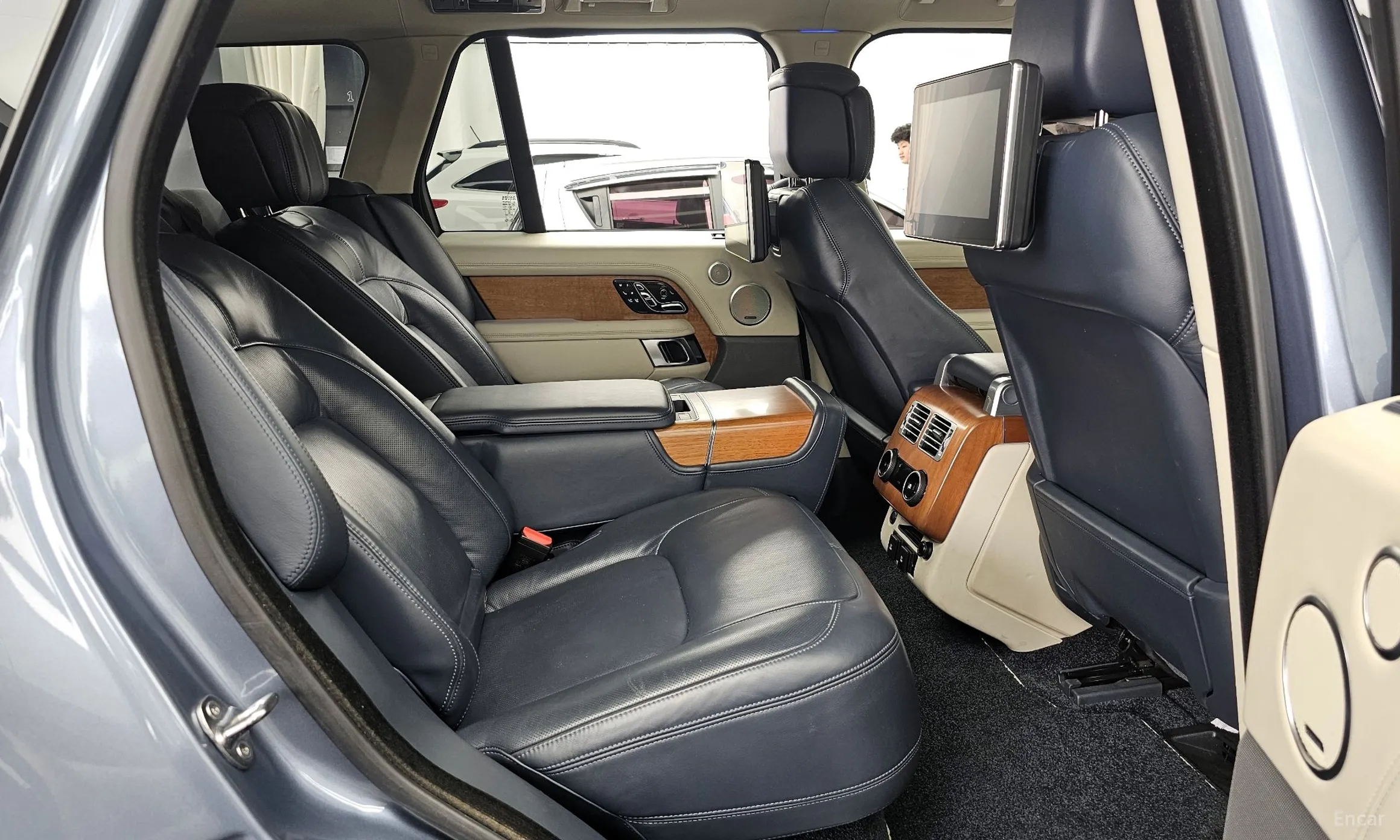 Land Rover Range Rover 4th Generation превью 12