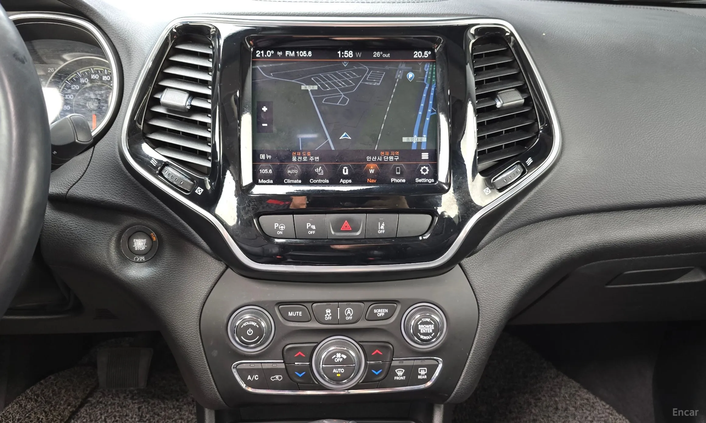 Jeep Cherokee (KL) превью 16