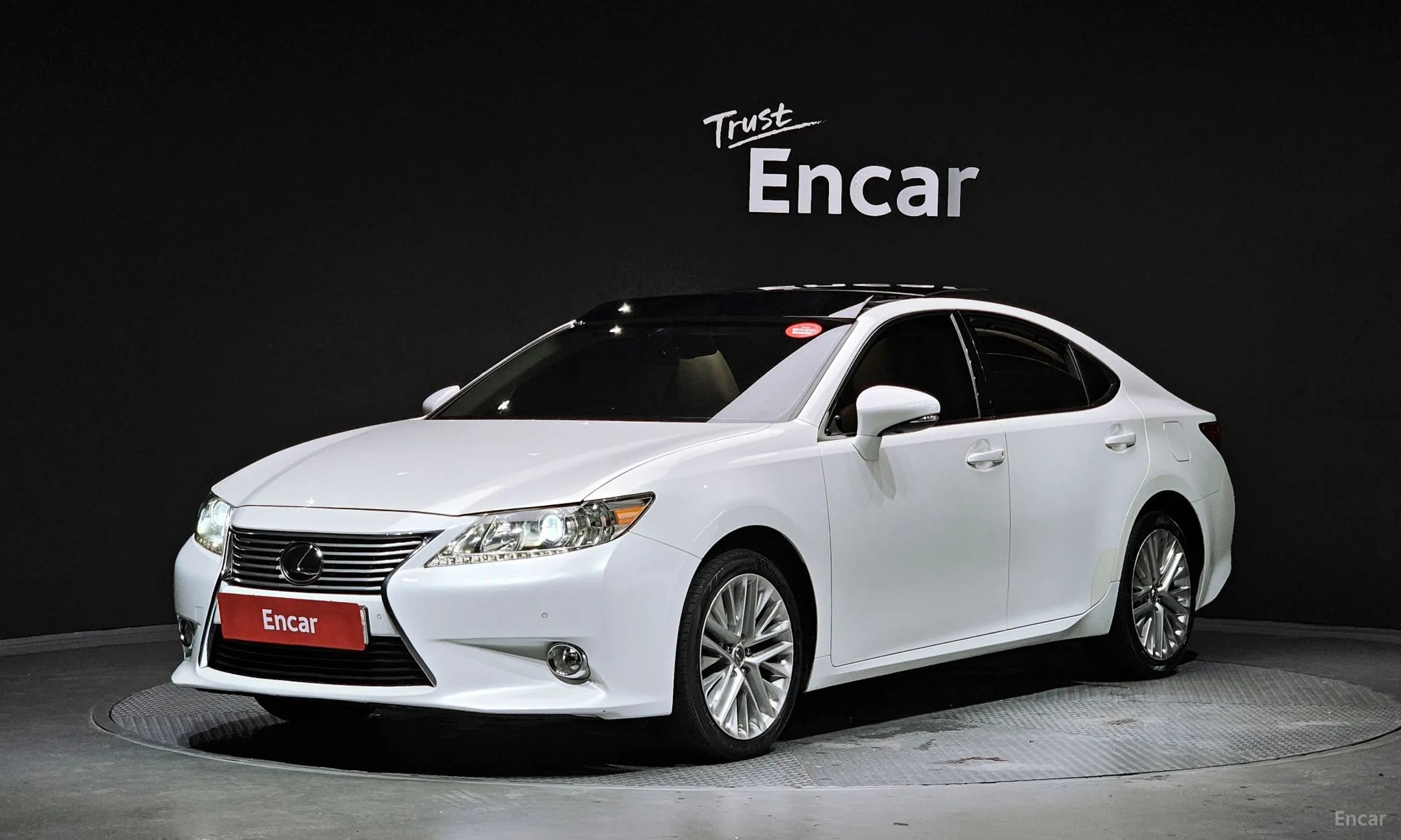 Lexus New ES350