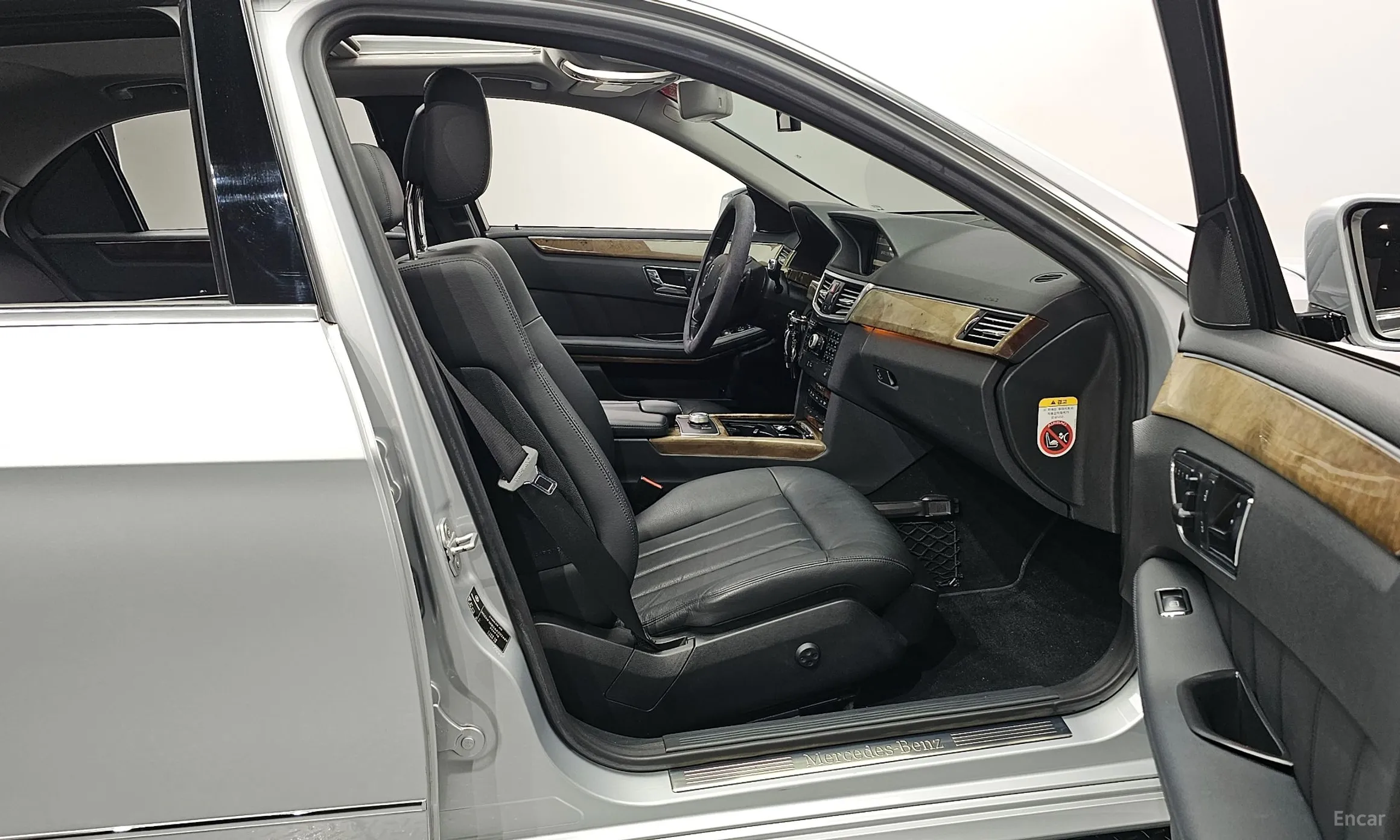 Mercedes Benz E-Class W212 превью 11