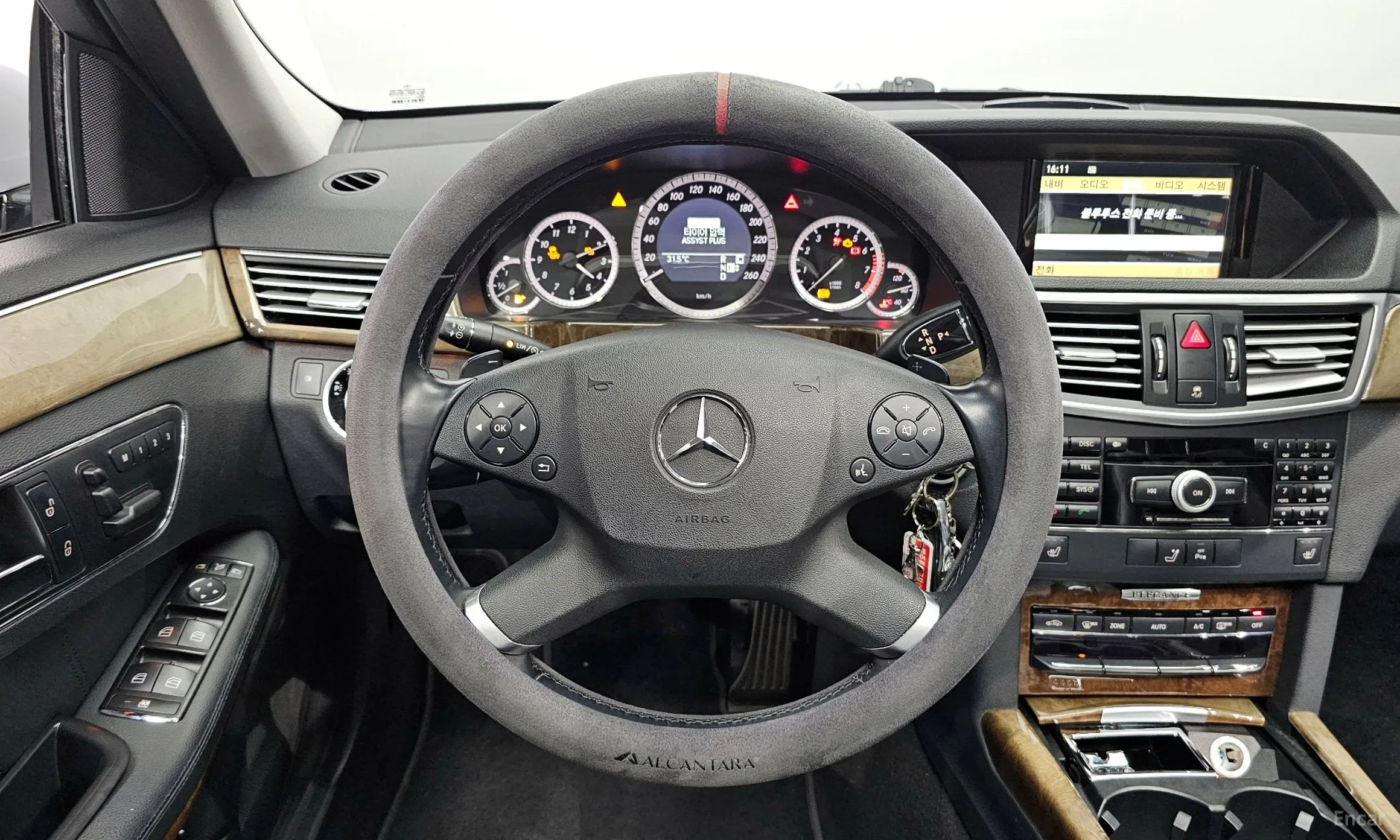 Mercedes Benz E-Class W212 превью 13