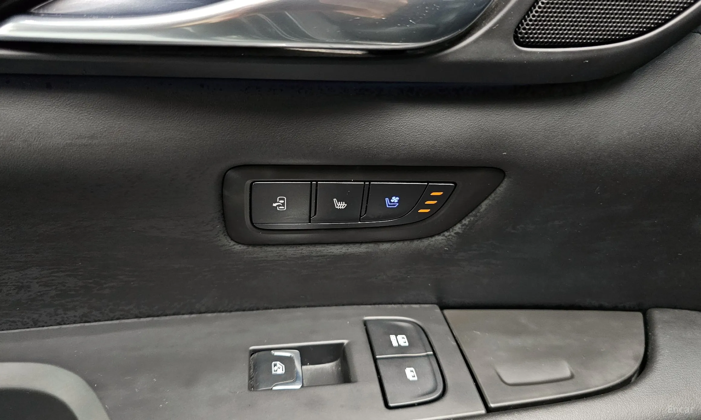 Cadillac CT6 превью 19