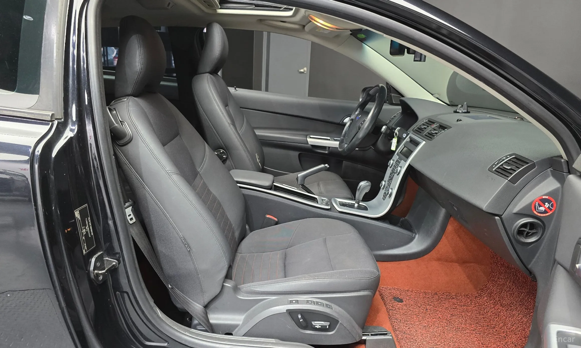 Volvo C30. превью 10