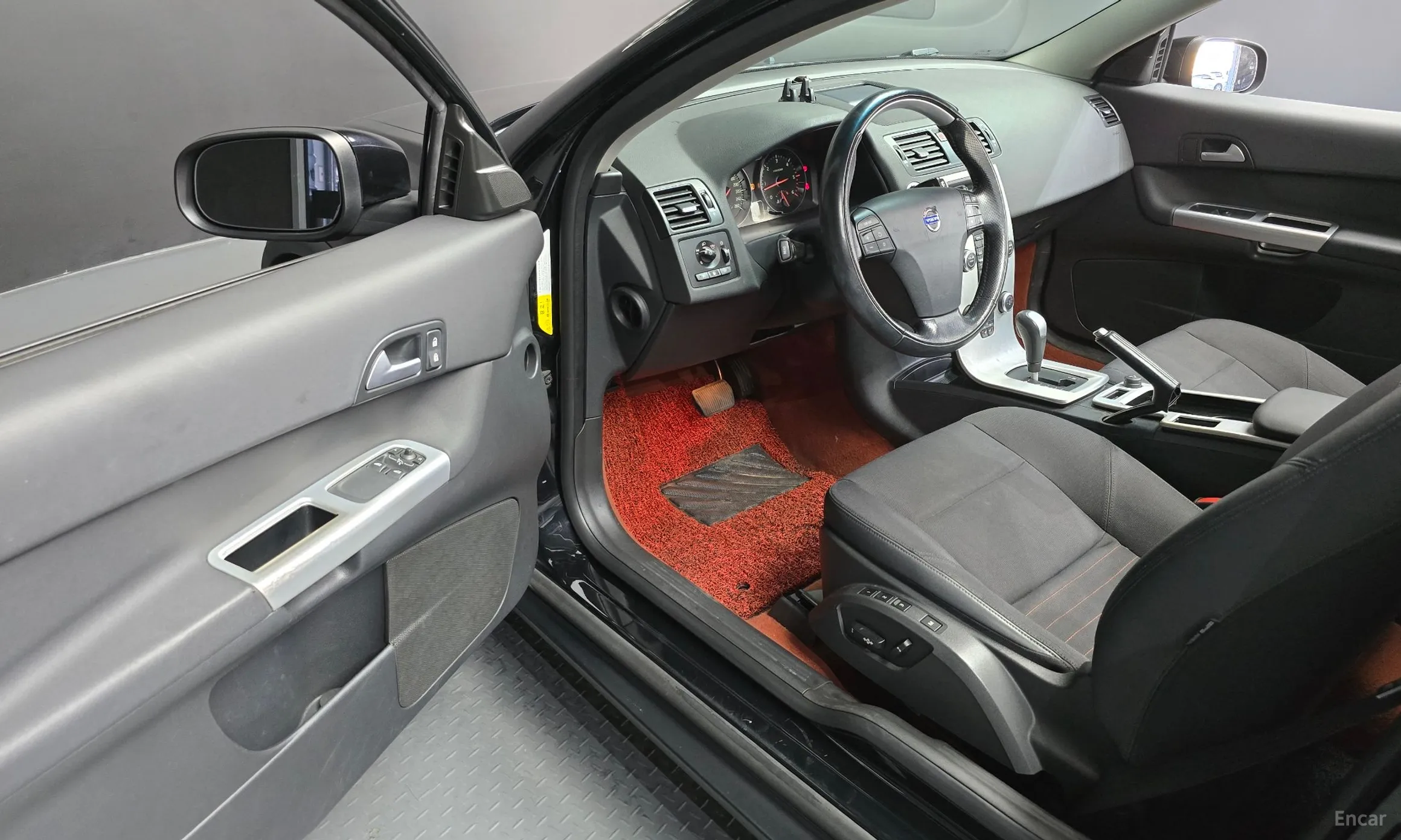 Volvo C30. превью 11