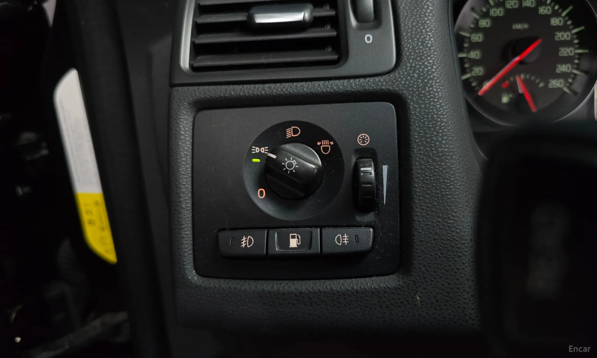 Volvo C30. превью 16