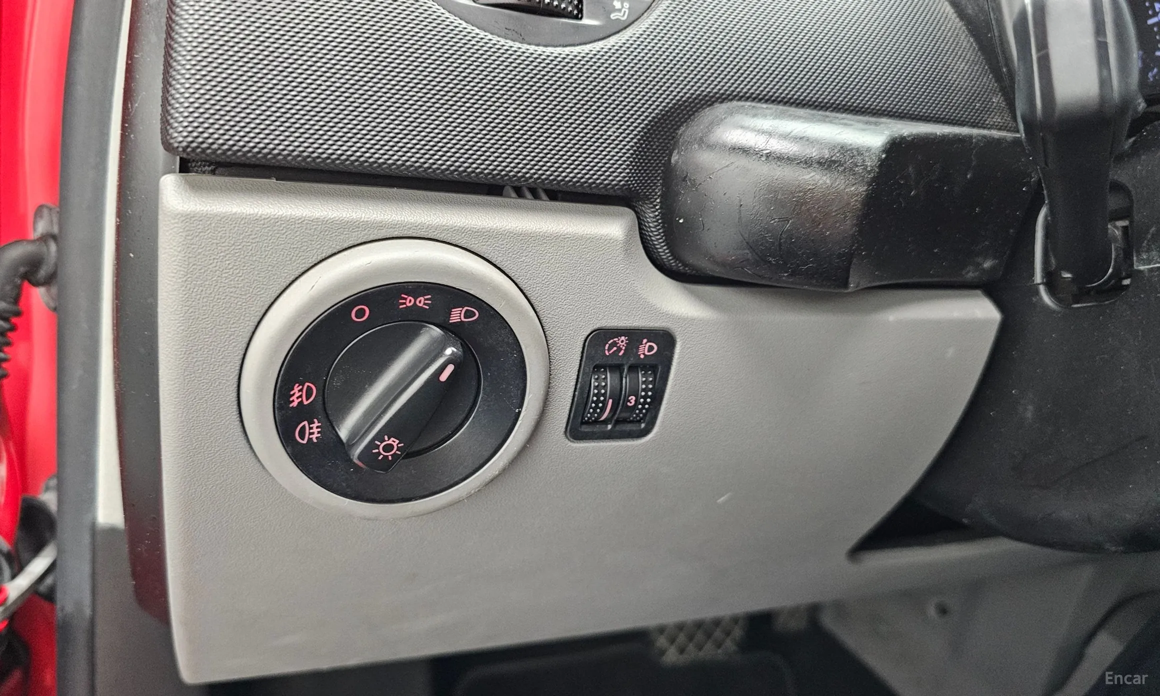 Volkswagen New Beetle превью 14