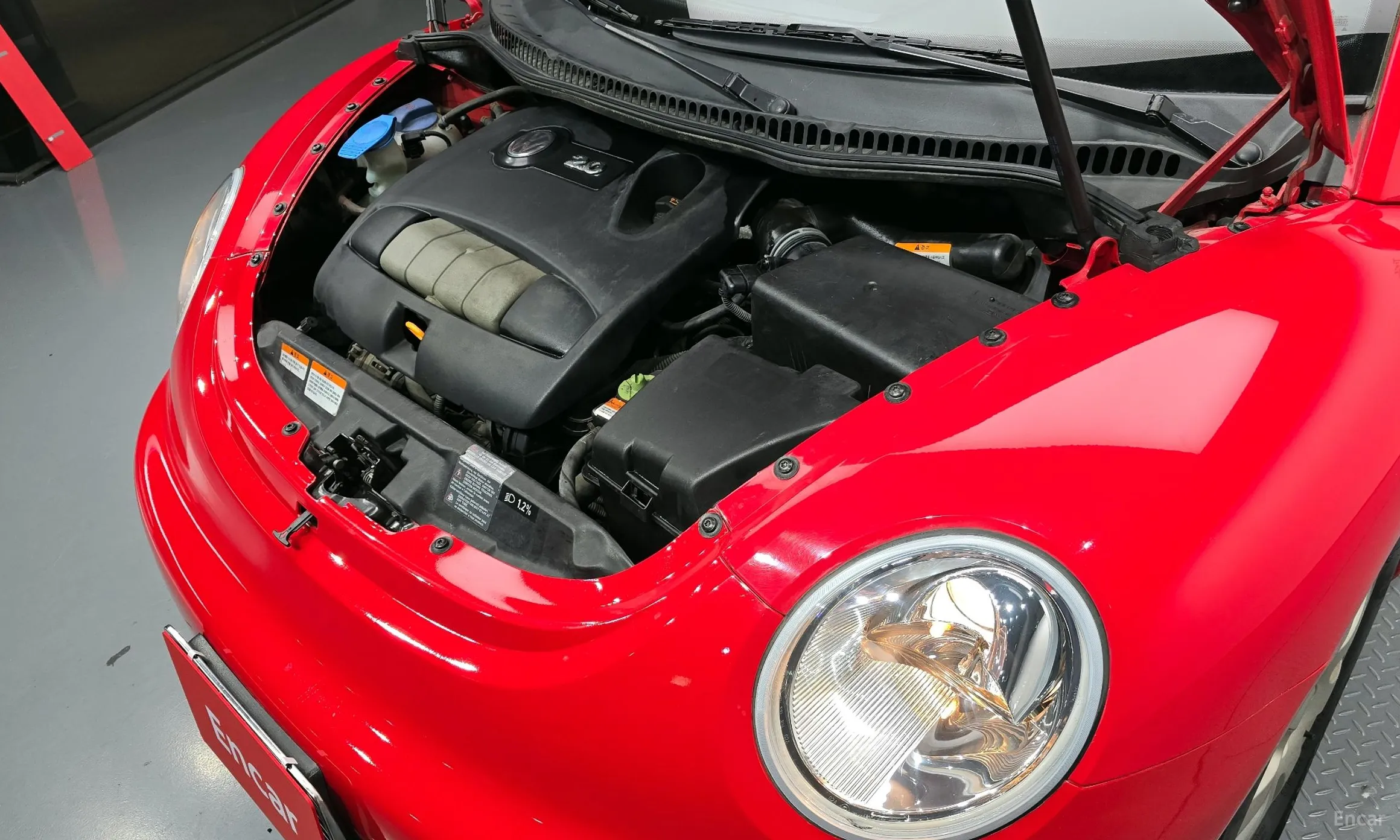 Volkswagen New Beetle превью 6