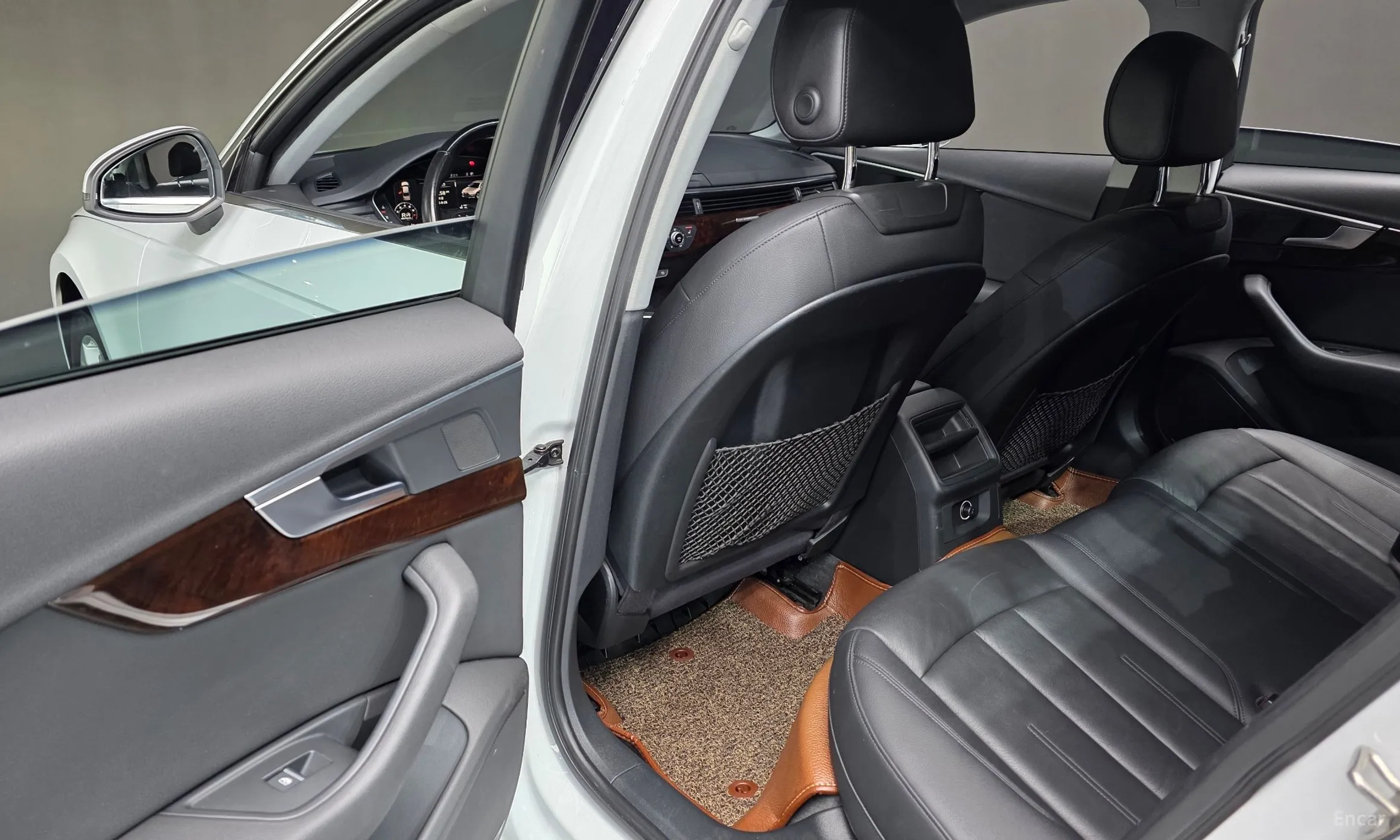 Audi A4 (B9) превью 19