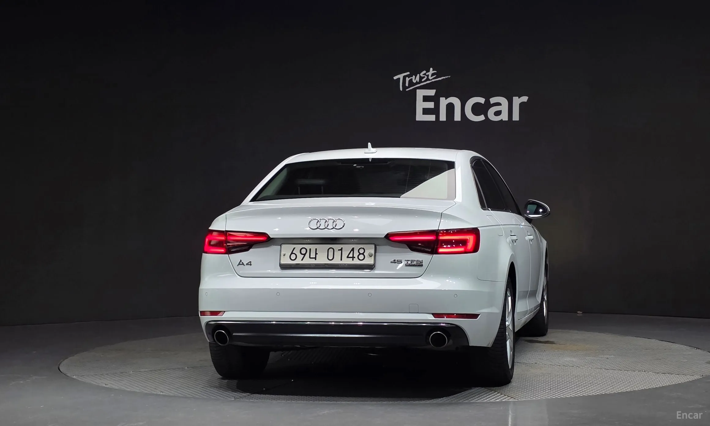 Audi A4 (B9) превью 4