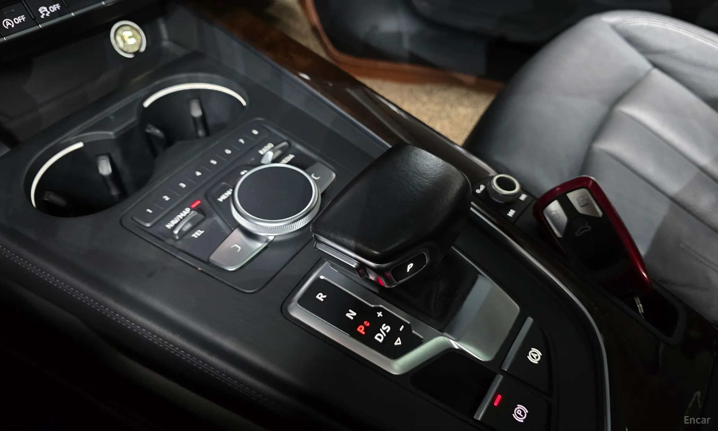 Audi A4 (B9) превью 9