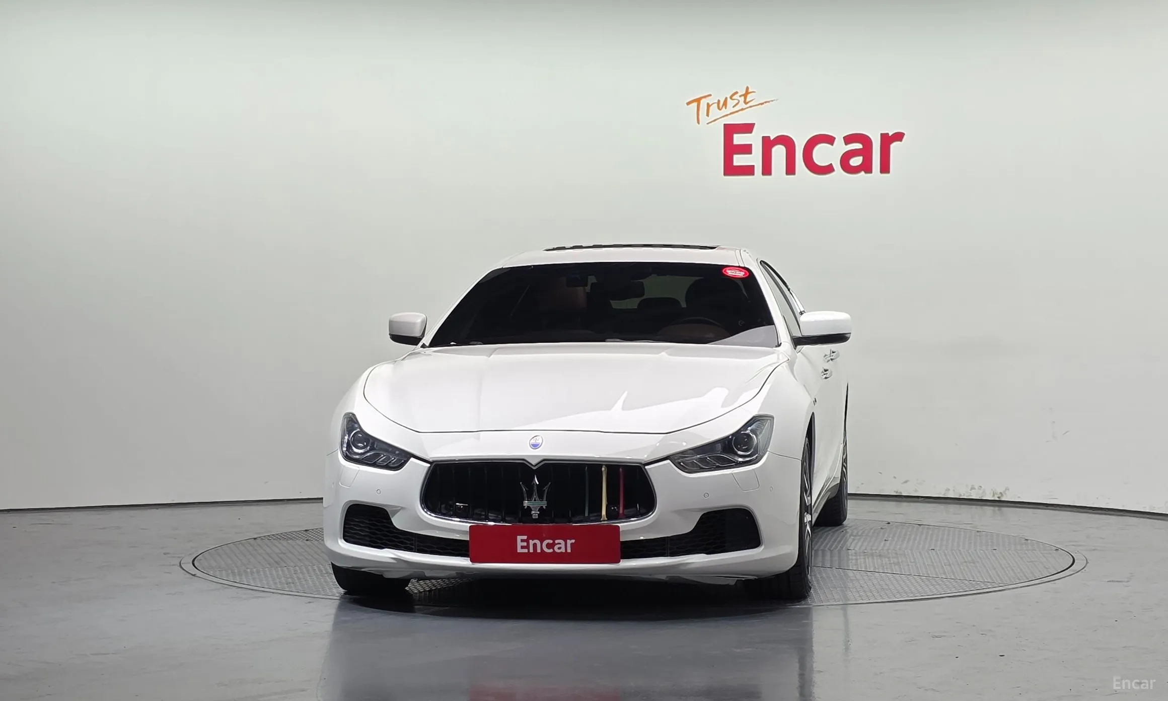 Maserati Ghibli превью 3