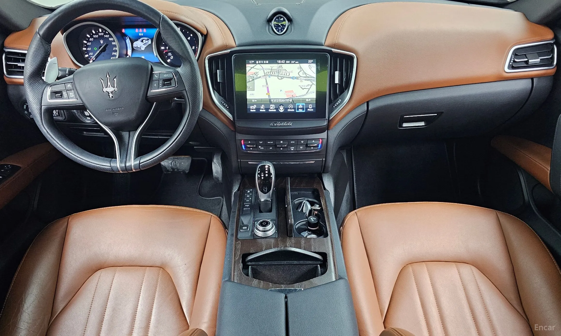 Maserati Ghibli превью 7