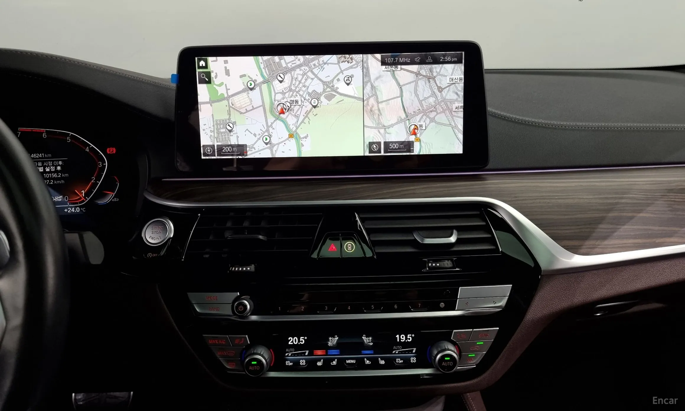 BMW 5 Series (G30) превью 14