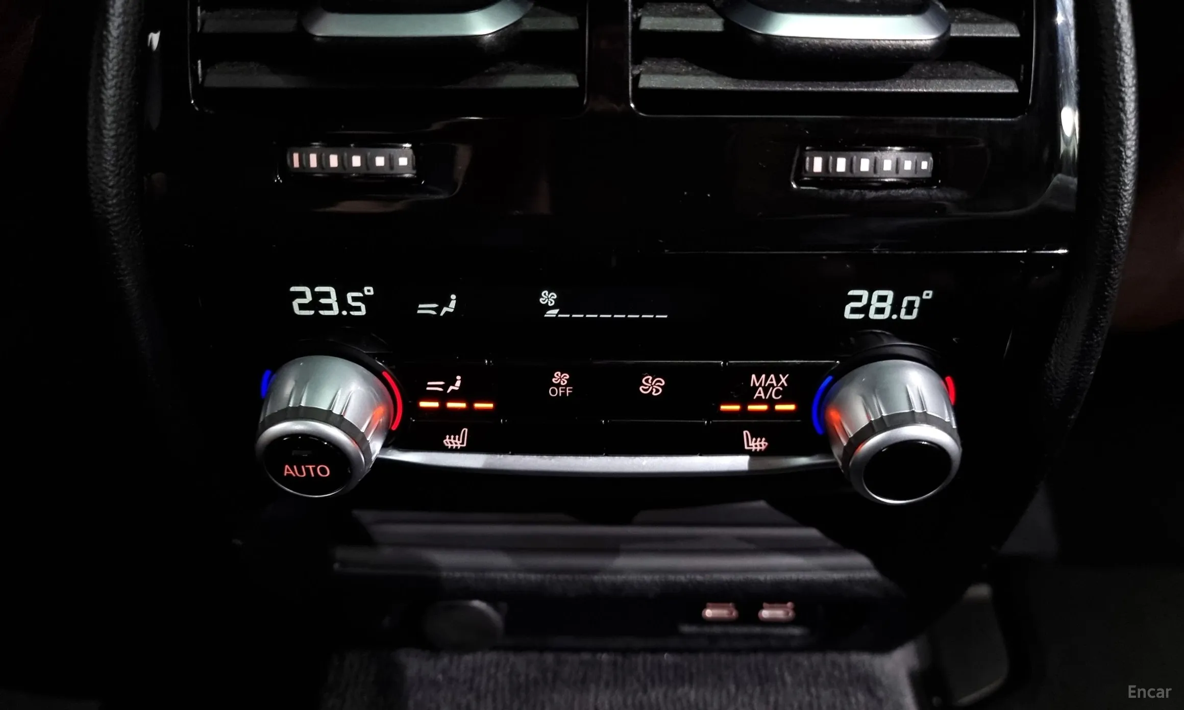 BMW 5 Series (G30) превью 18