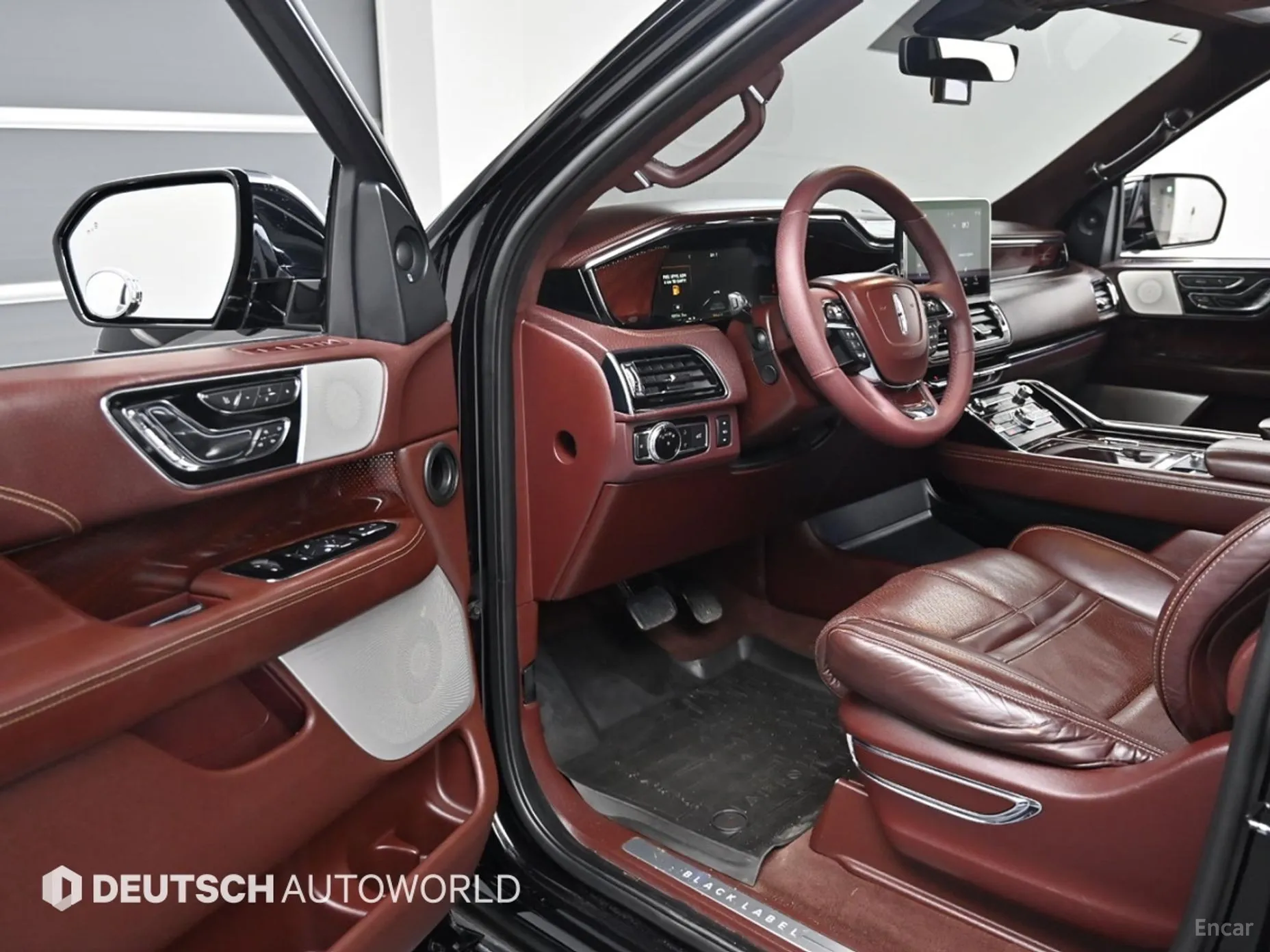 Lincoln Navigator 4th generation превью 11