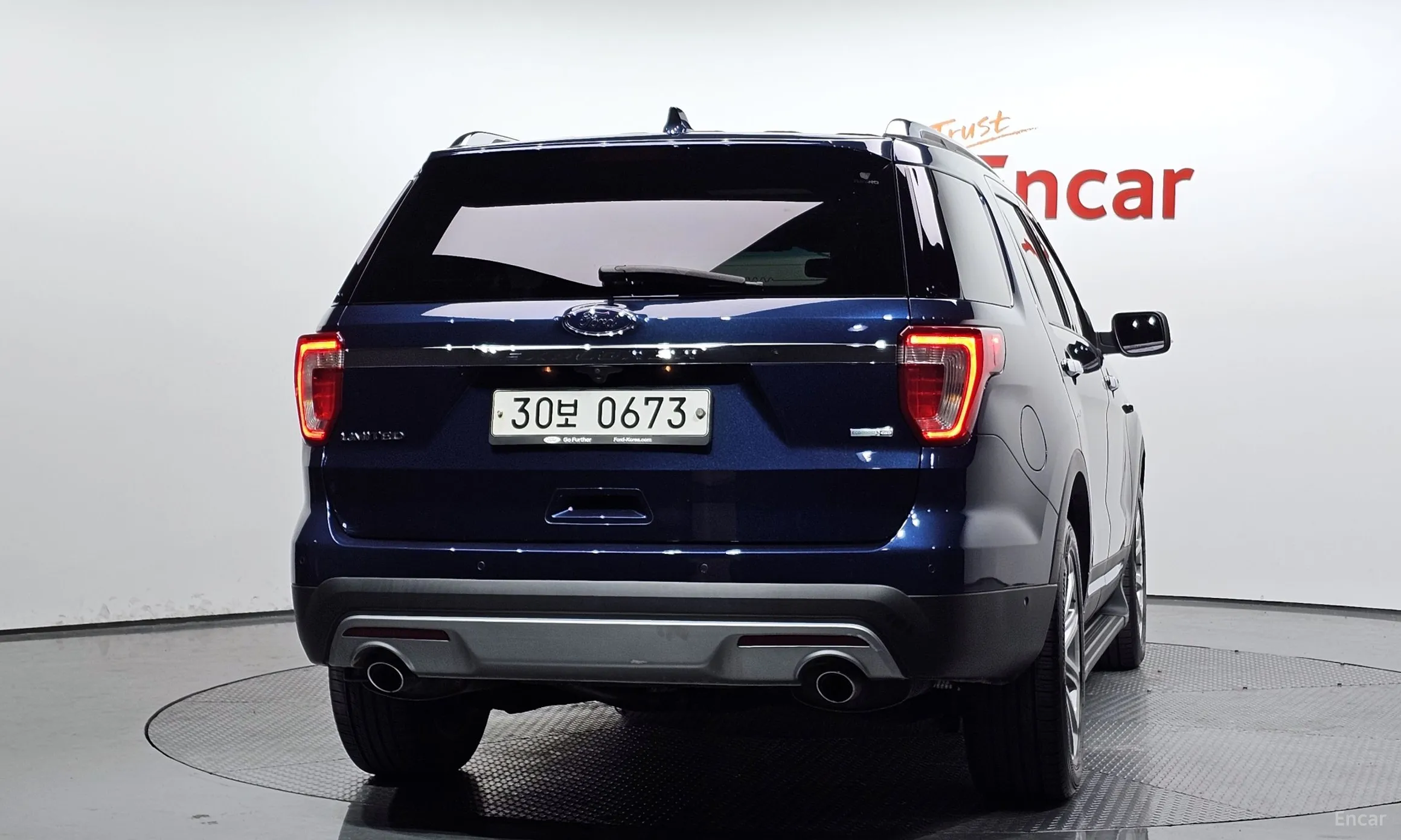Ford Explorer превью 4