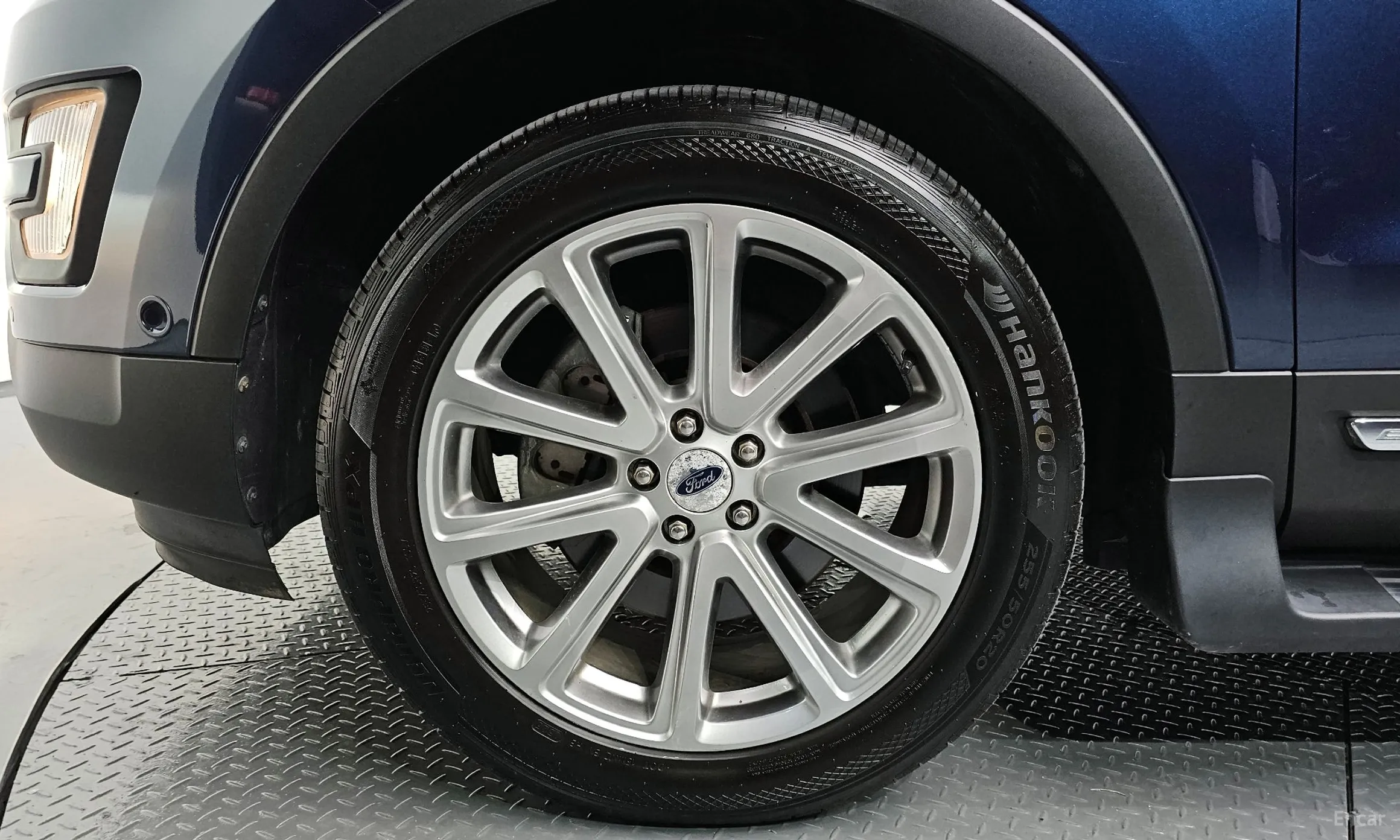 Ford Explorer превью 5