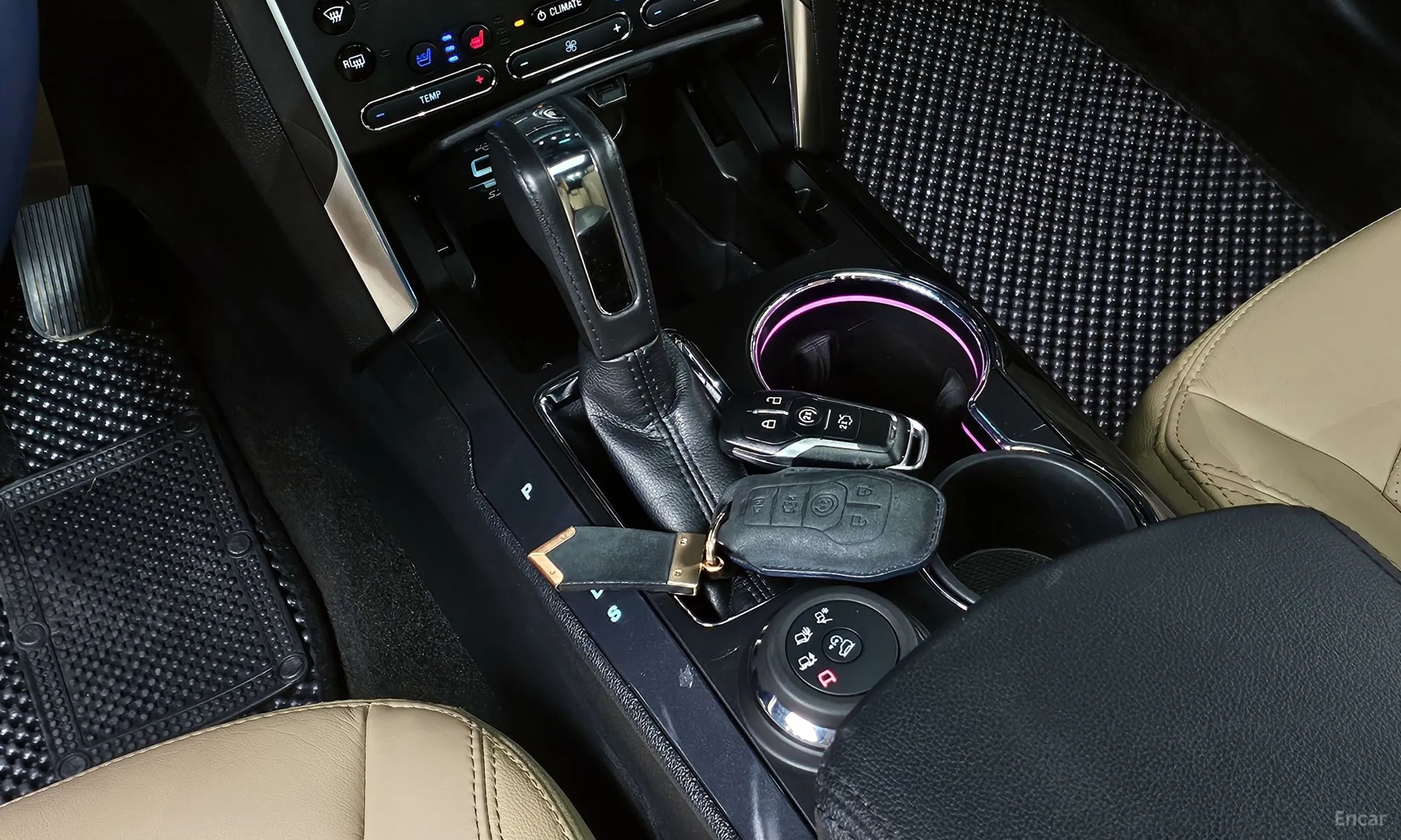 Ford Explorer превью 9