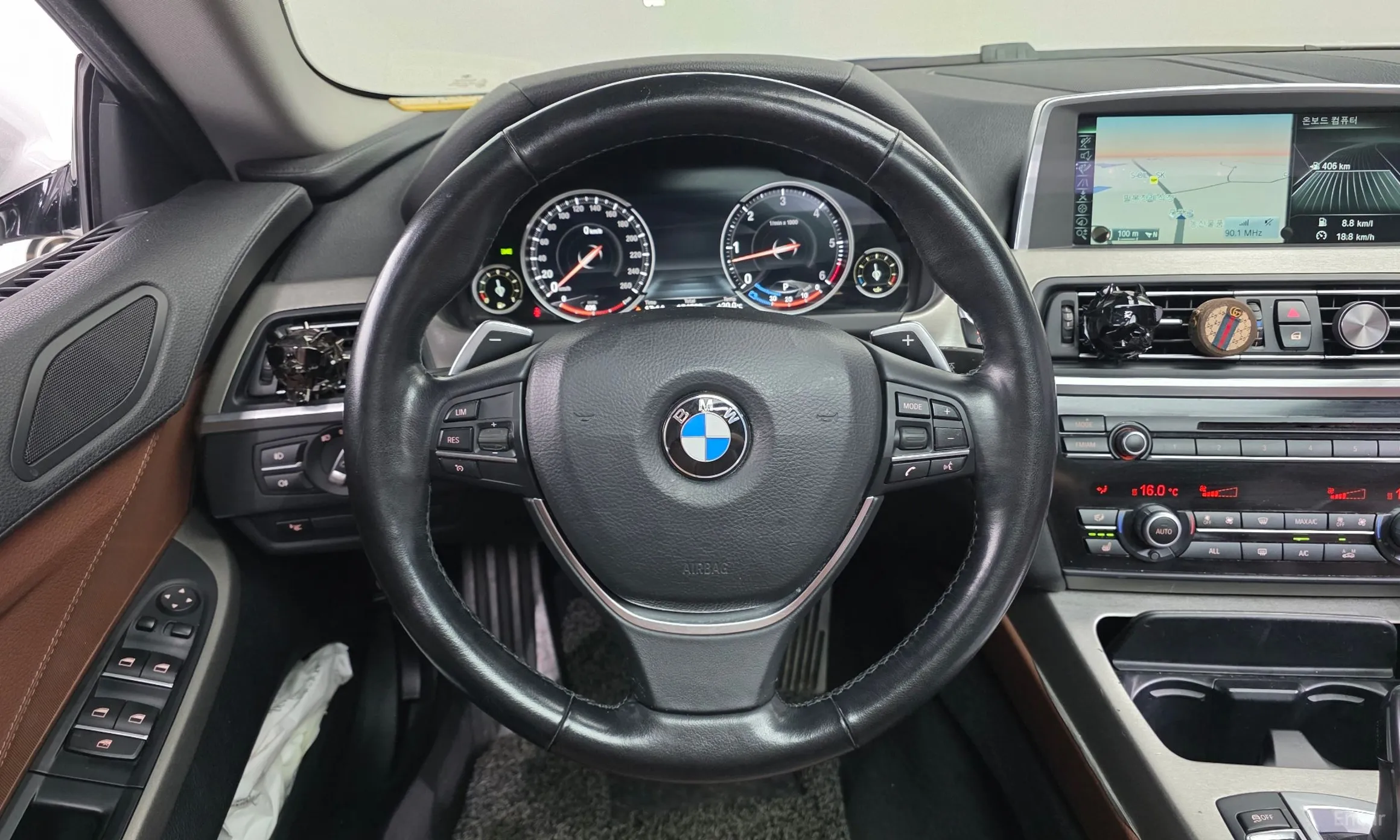 BMW 6 Series (F12) превью 14