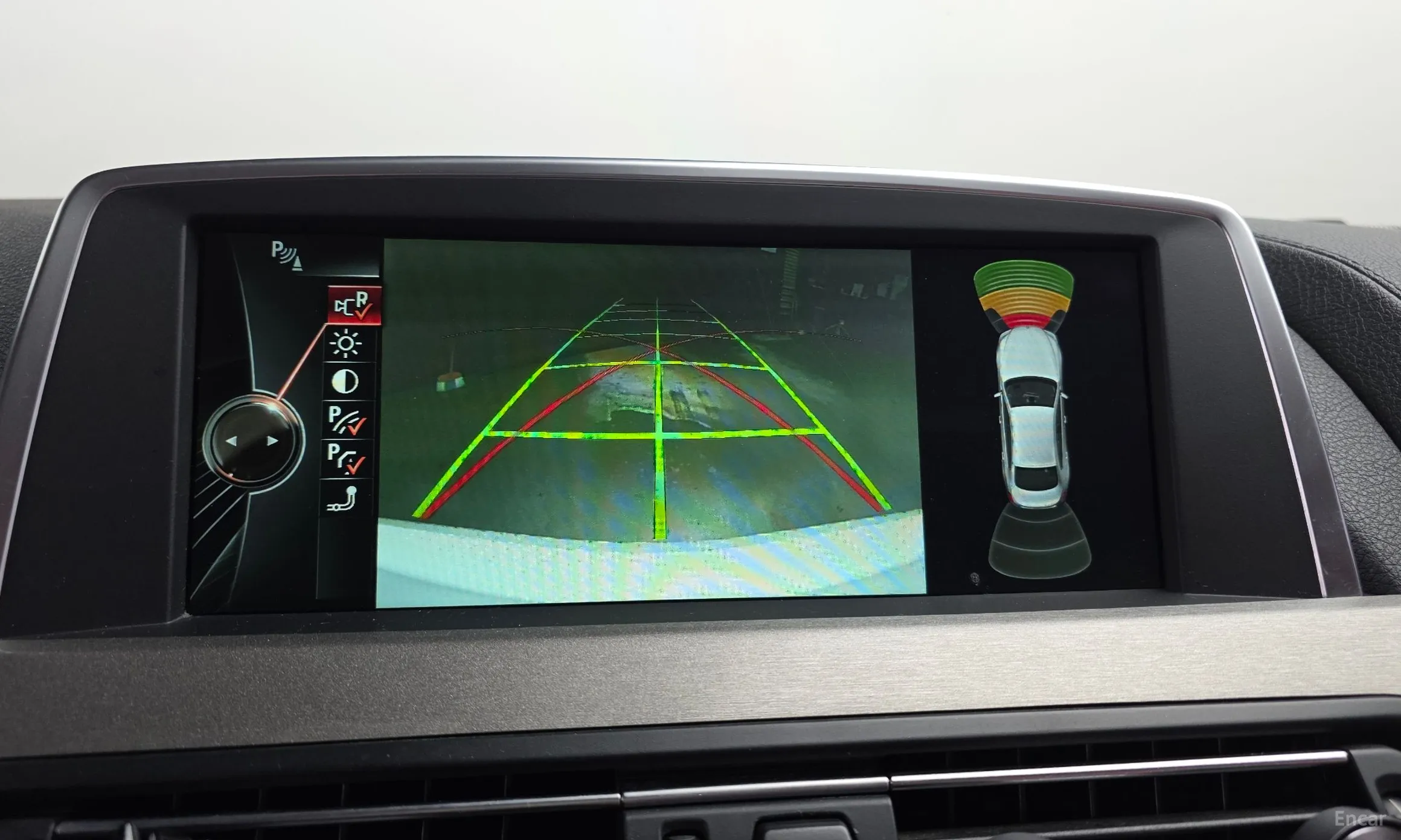 BMW 6 Series (F12) превью 16