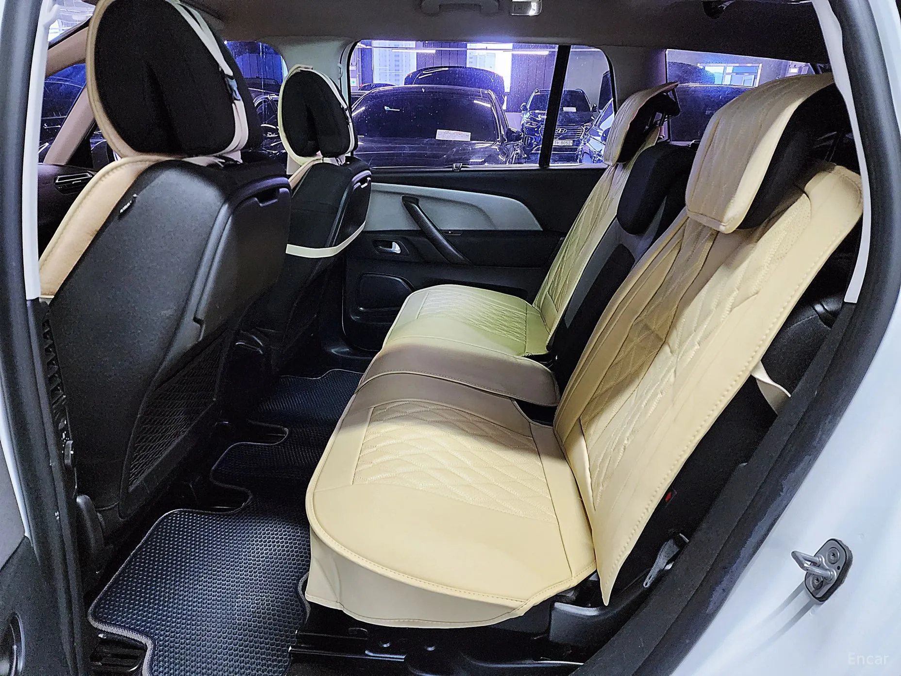 Citroën/DS Grand C4 Picasso превью 10
