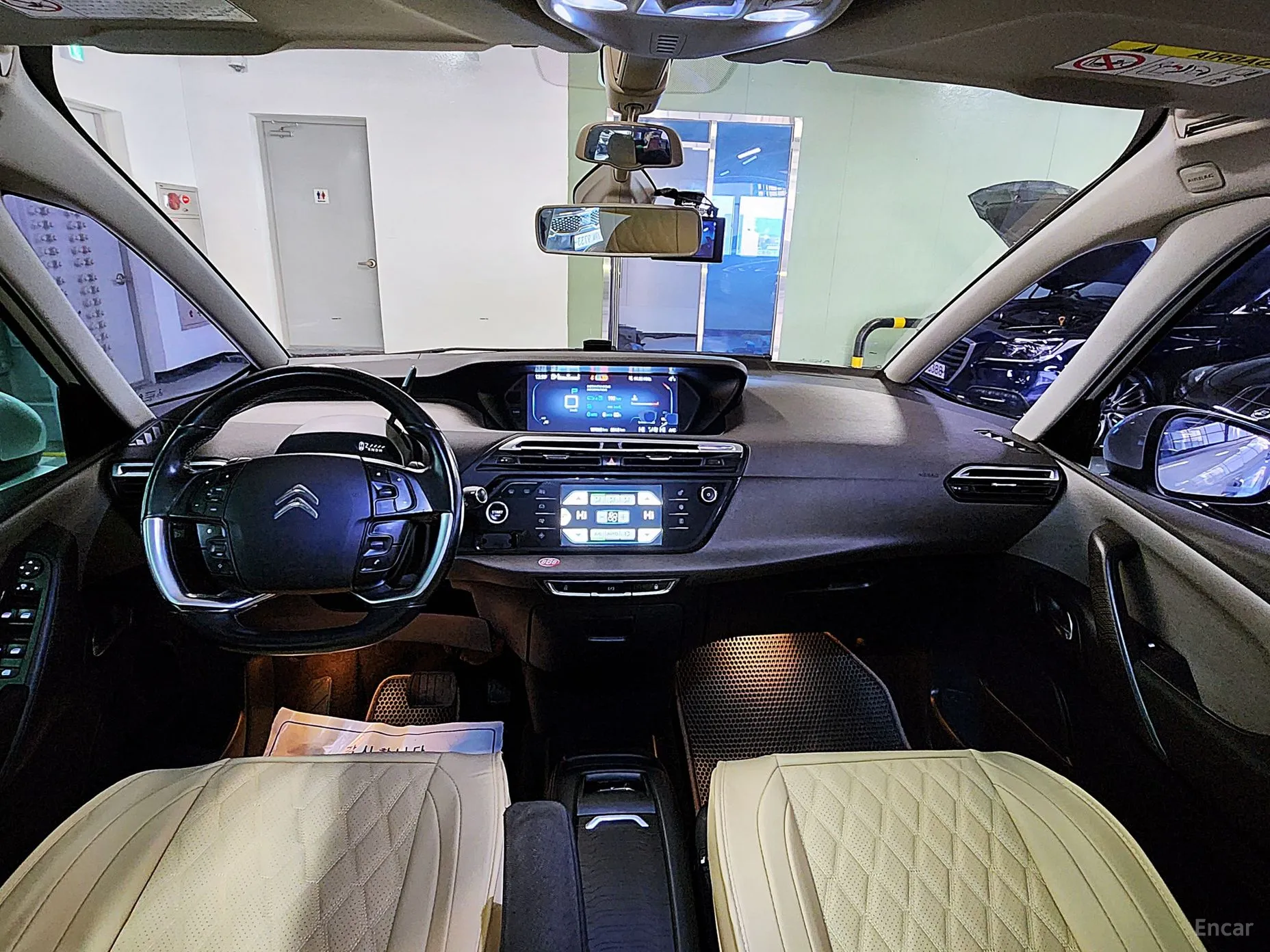 Citroën/DS Grand C4 Picasso превью 13