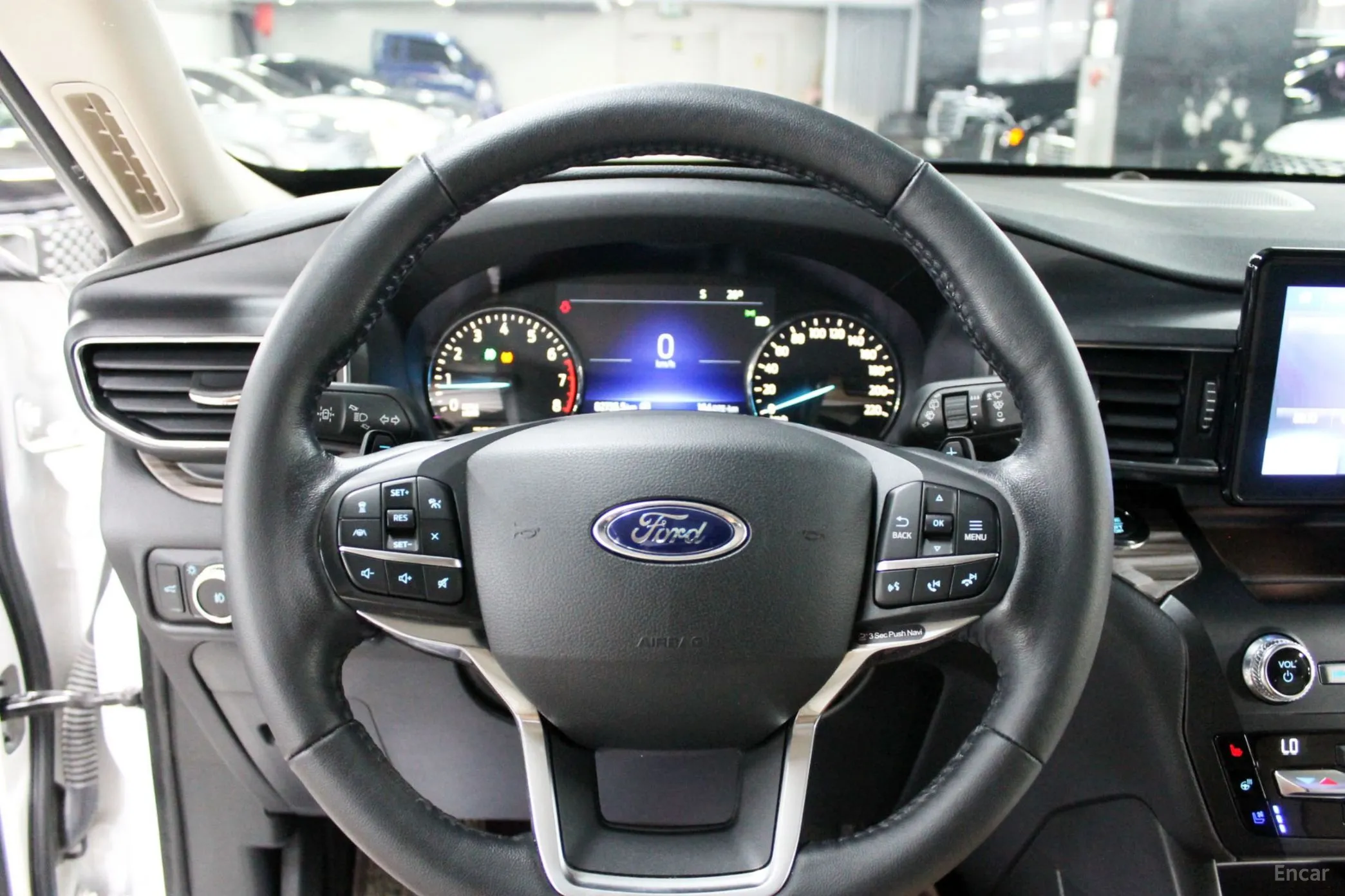 Ford Explorer 6th Generation превью 12
