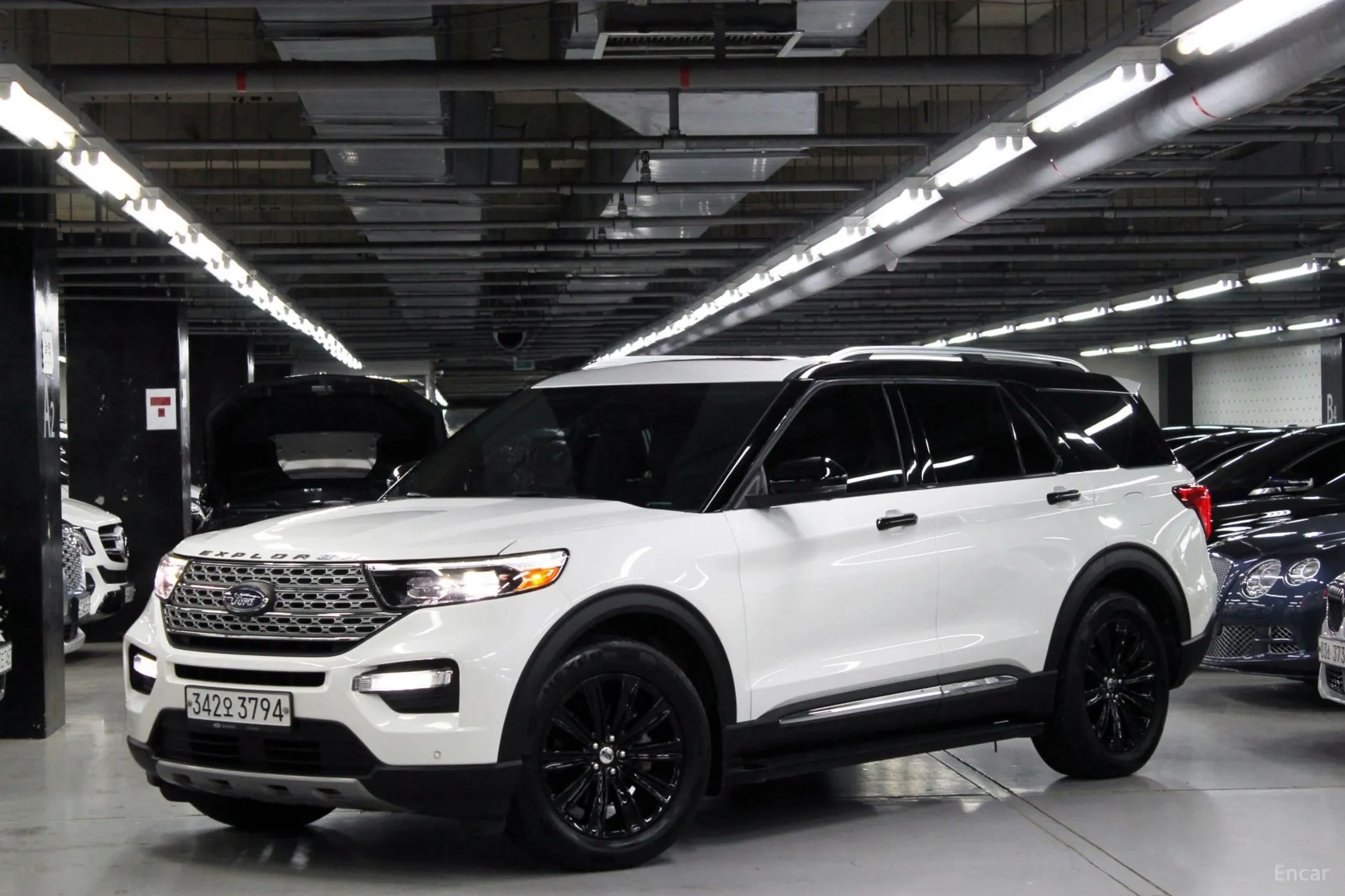 Ford Explorer 6th Generation превью 3