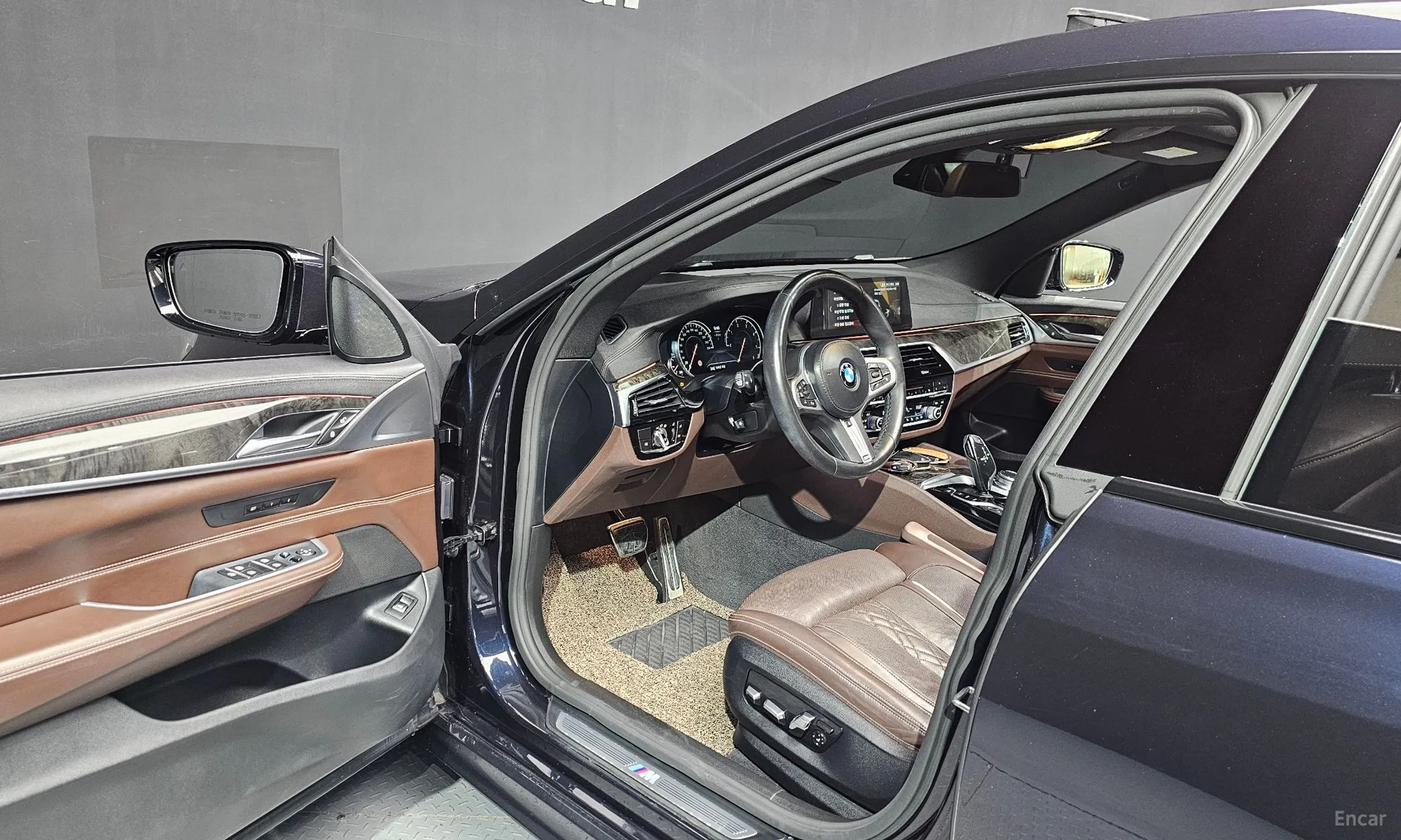 BMW 6-Series GT (G32) превью 10