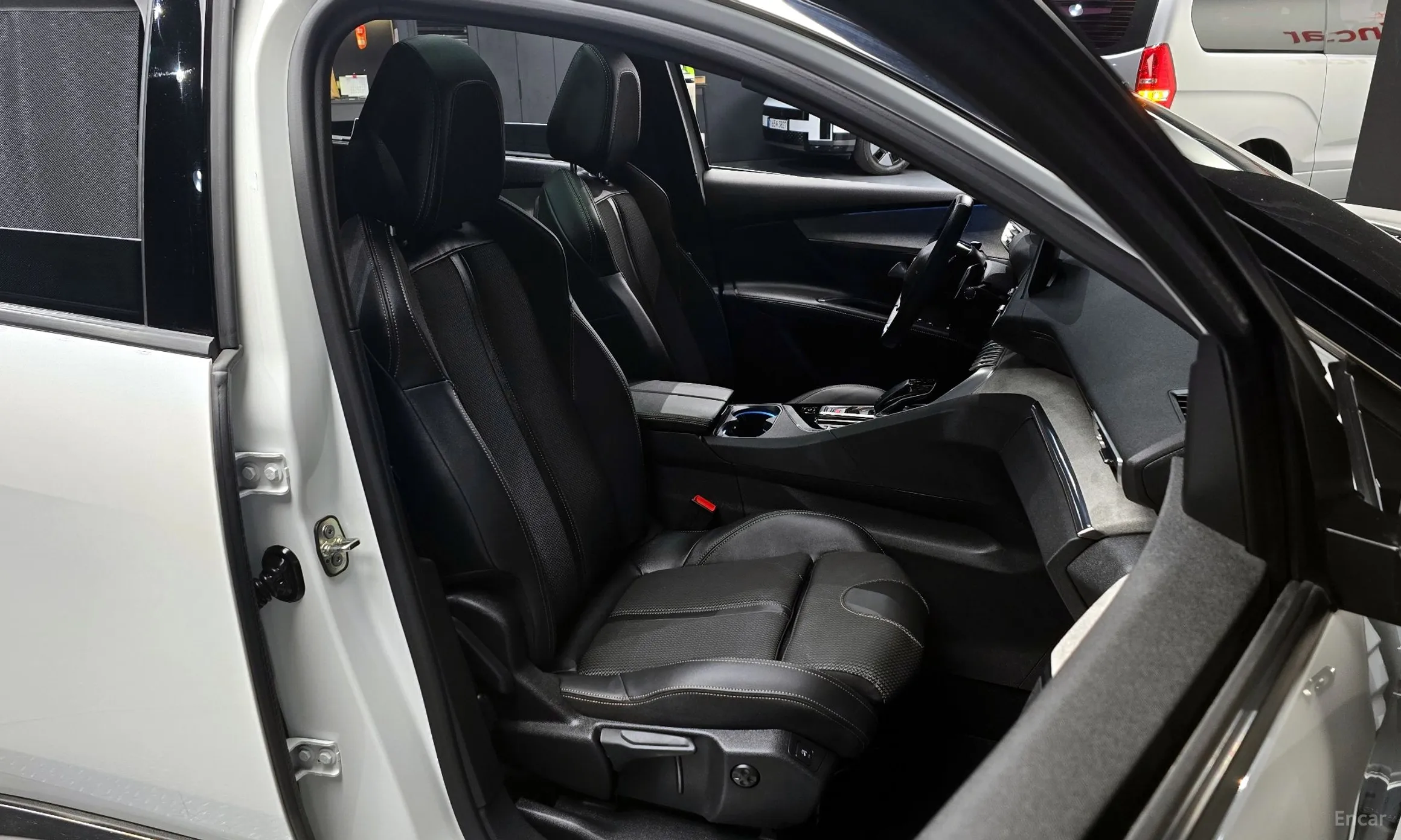 Peugeot 5008 2nd generation превью 10