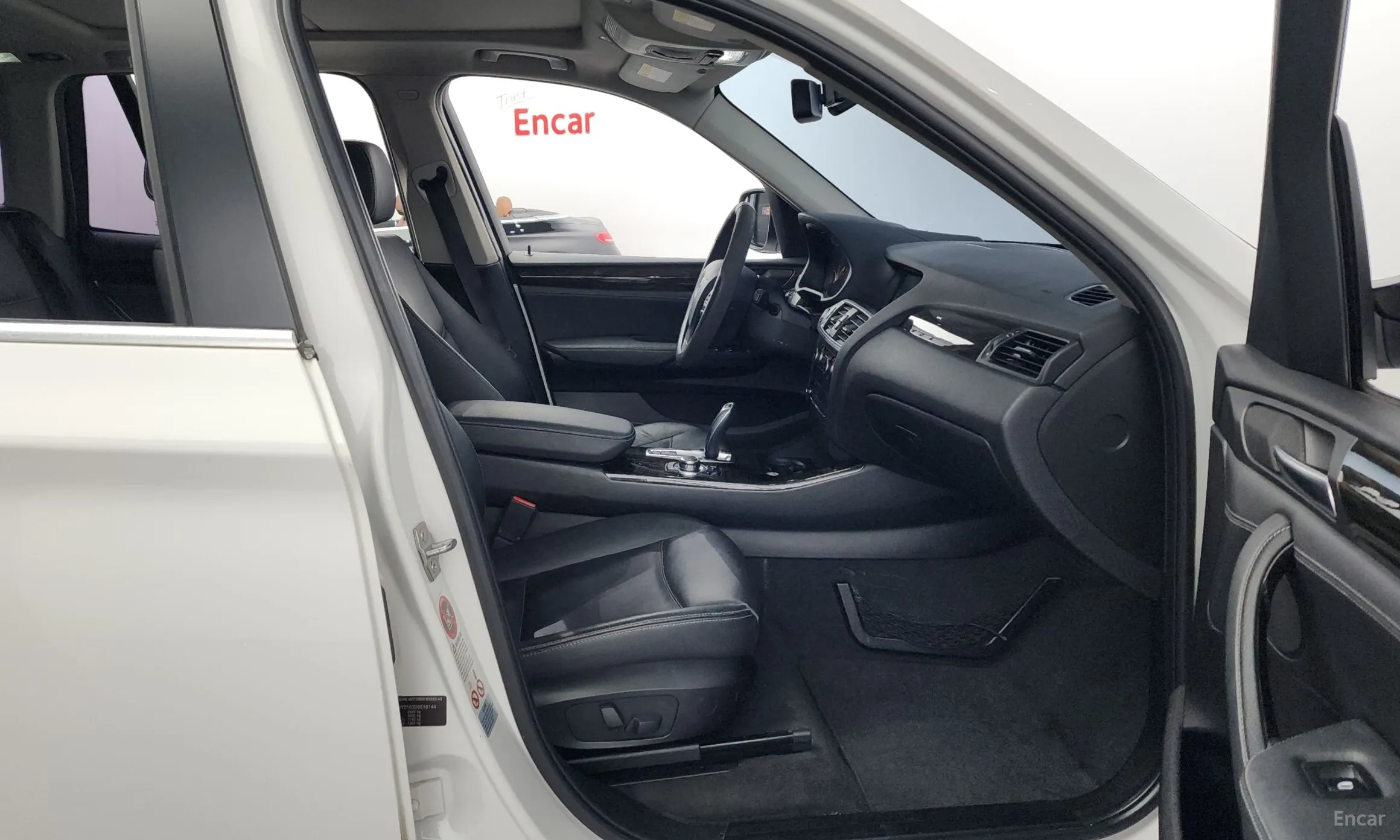 BMW X3 (F25) превью 11