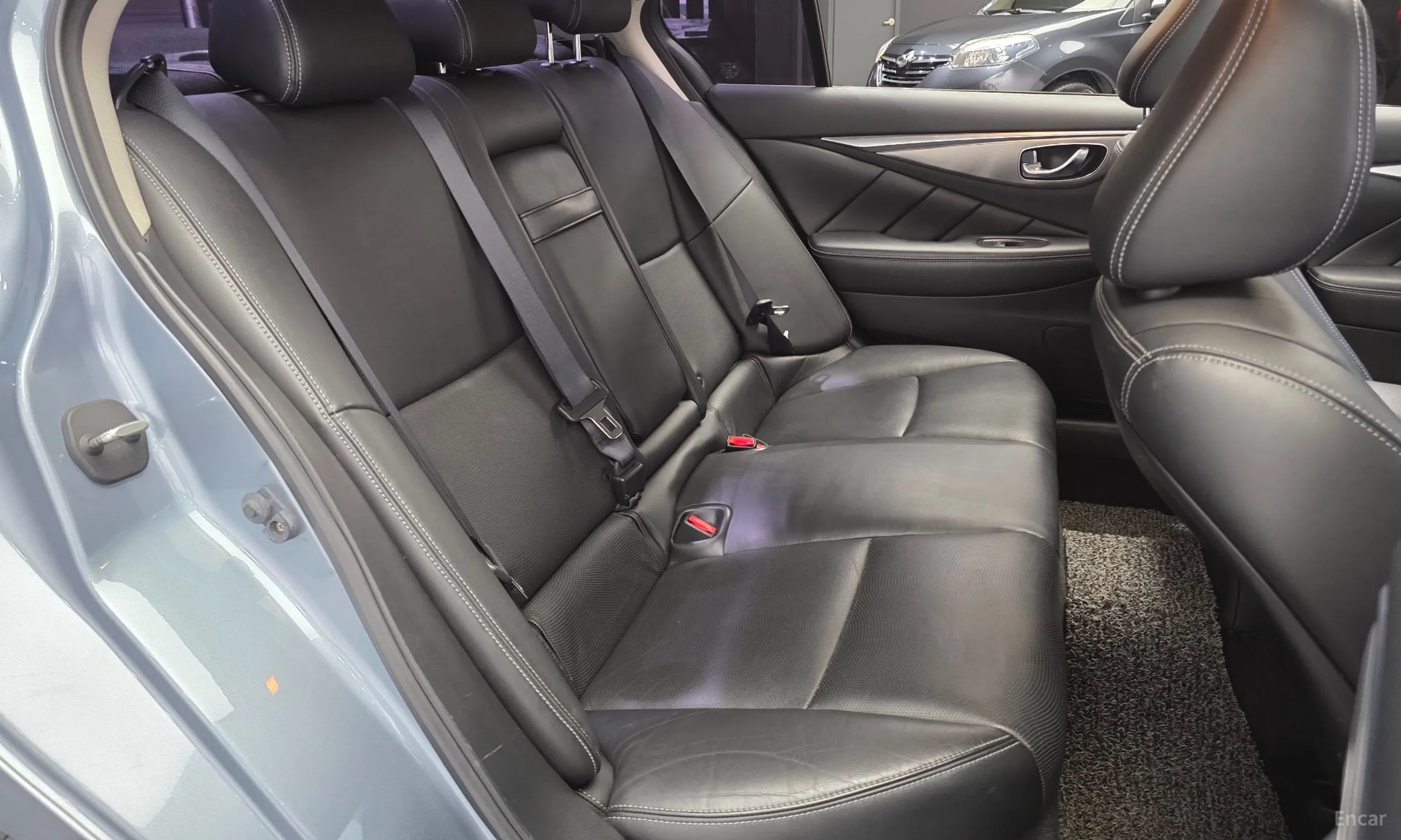 Infiniti Q50 превью 12
