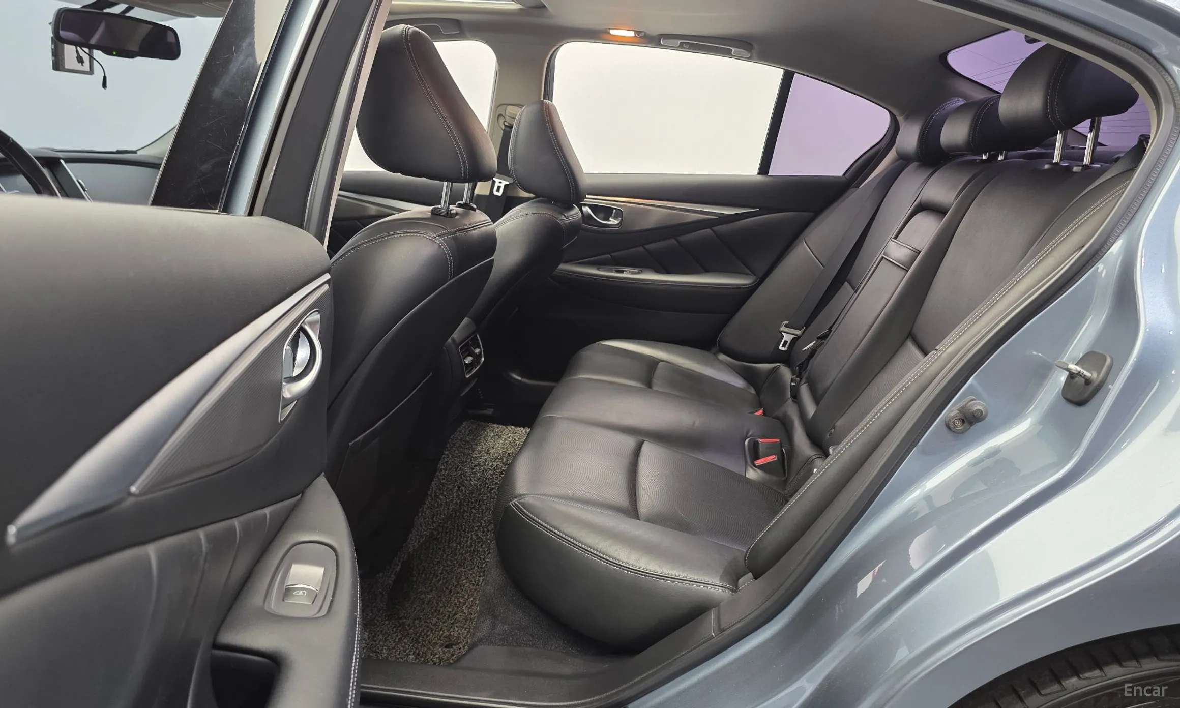 Infiniti Q50 превью 13