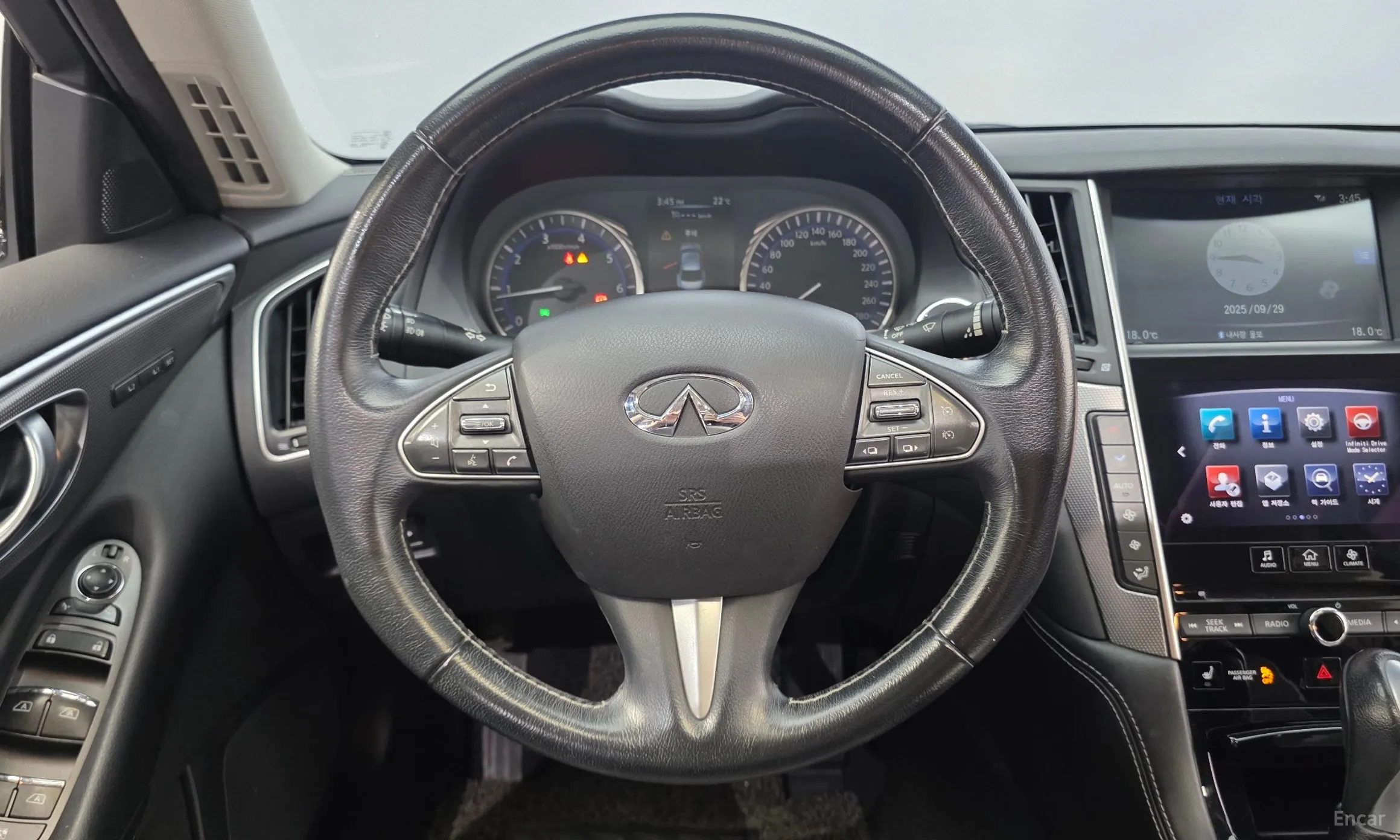 Infiniti Q50 превью 14
